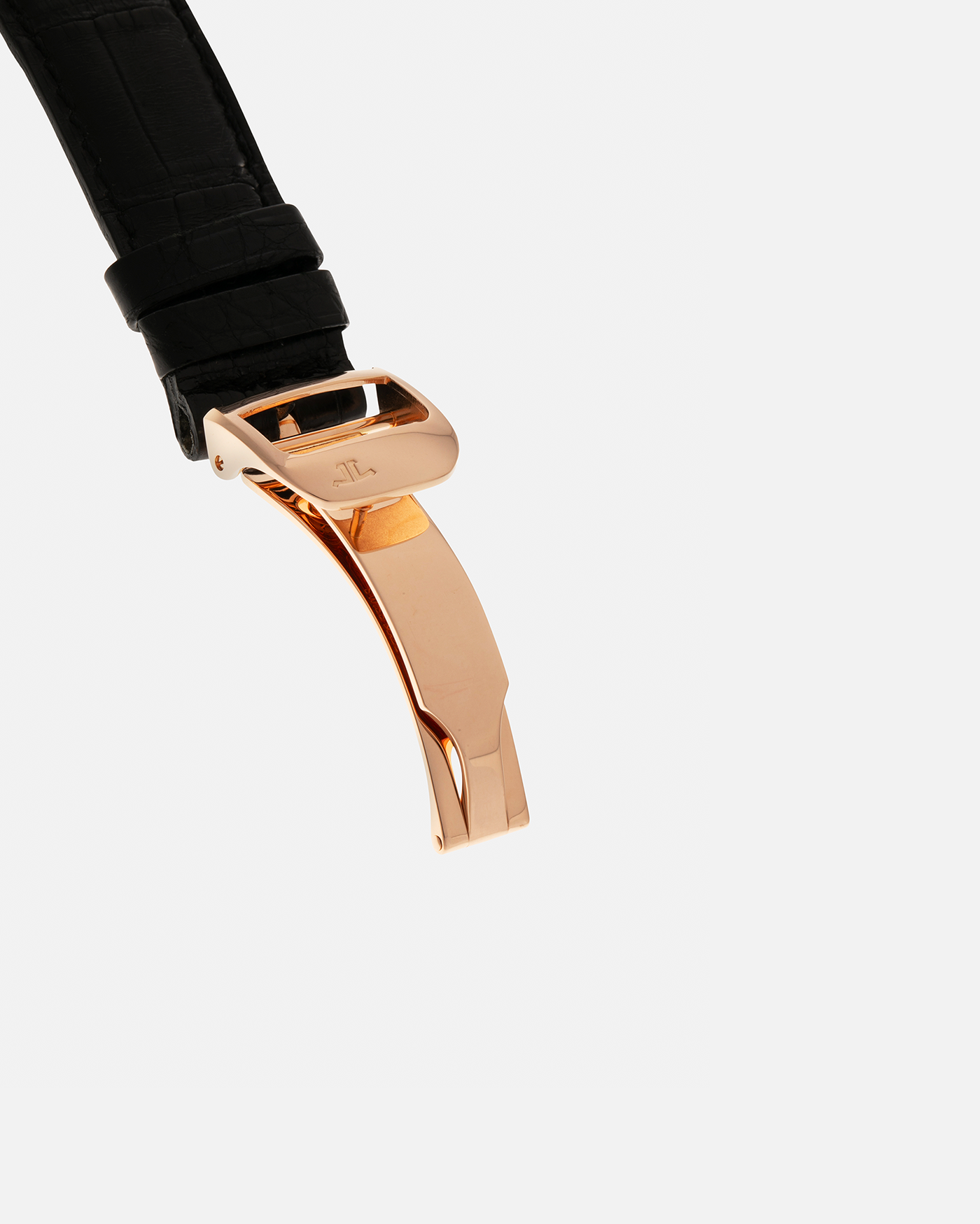 Brand: Jaeger LeCoultre
Year: 1990s
Model: Reverso Tourbillon, Limited to 500 pieces
Reference: 270.2.68
Material: 18-carat Rose Gold
Movement: Jaeger LeCoultre Cal. 828, Manual-Winding
Case Dimensions: 42mm (Including Lugs) x 26mm x 10mm
Lug Width: 19mm
Strap: Jaeger LeCoultre Black Alligator Leather Strap with Signed 18-carat Rose Gold Deployant Clasp