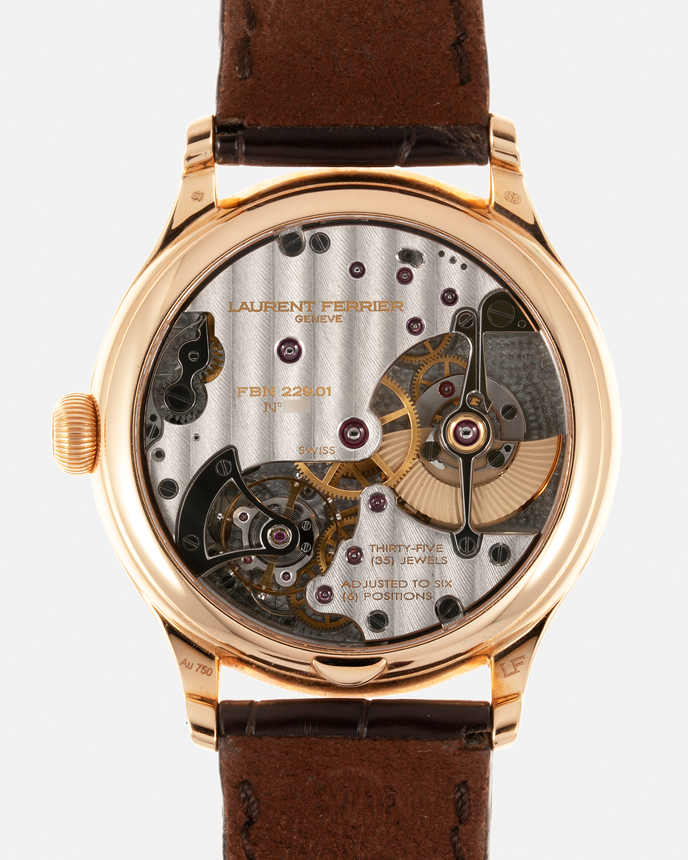 Brand: Laurent Ferrier Year: 2015 Model: Galet Classic Micro-Rotor Material: 18-carat Yellow Gold Movement: Cal. 229.01 Micro-Rotor, Self-Winding Case Diameter: 40mm Strap: Laurent Ferrier Brown Alligator Leather Strap with Signed 18-carat Rose Gold Tang Buckle