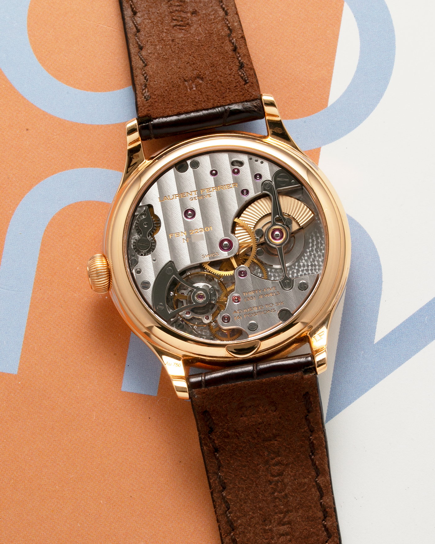 Brand: Laurent Ferrier Year: 2015 Model: Galet Classic Micro-Rotor Material: 18-carat Yellow Gold Movement: Cal. 229.01 Micro-Rotor, Self-Winding Case Diameter: 40mm Strap: Laurent Ferrier Brown Alligator Leather Strap with Signed 18-carat Rose Gold Tang Buckle