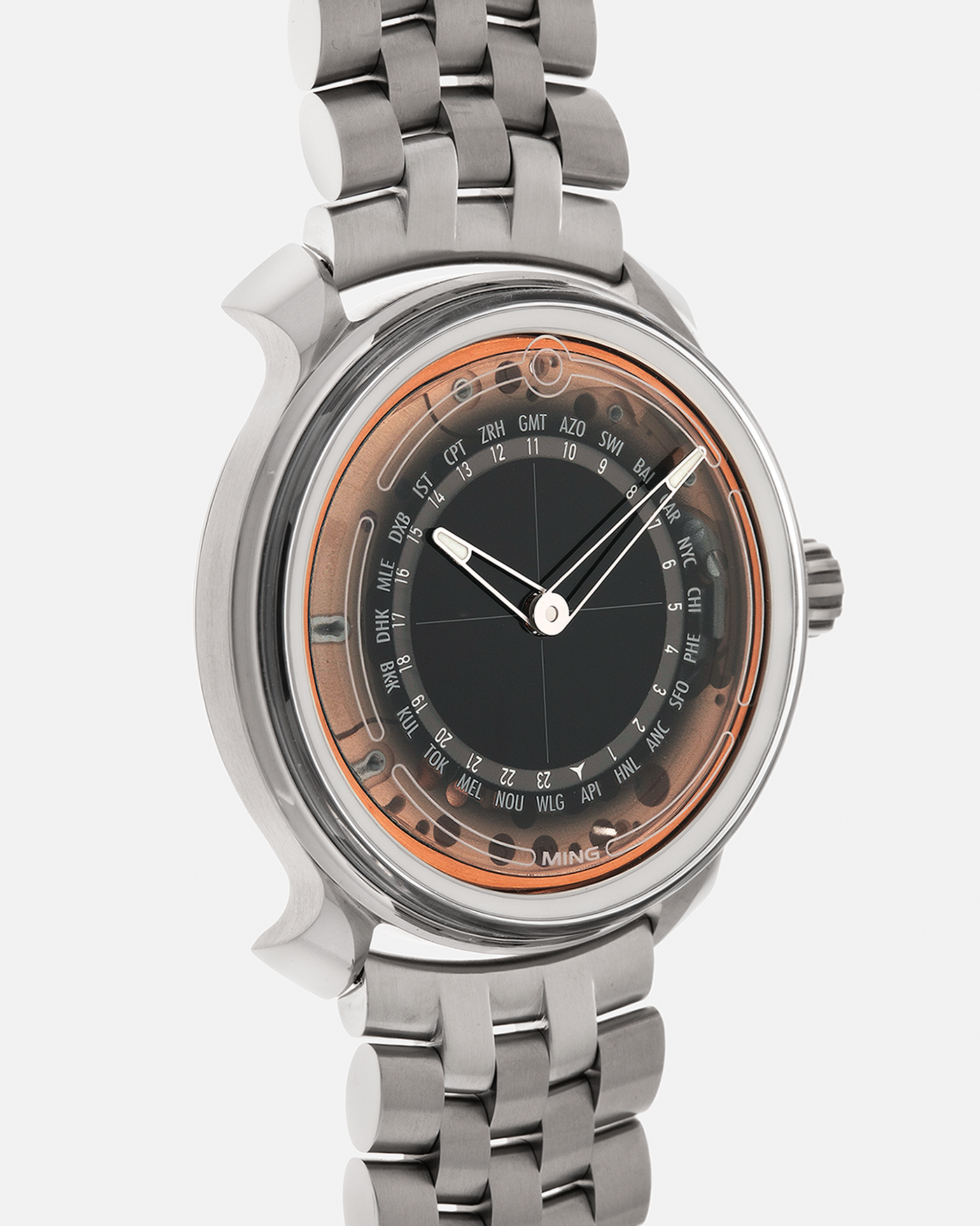 Brand: MING
Year: 2020
Model: 19.02 World Time
Material: Grade 5 Titanium
Movement: Schwarz-Etienne for MING Cal. ASE 220.1, Manual-Winding
Case Dimensions: 39mm x 10.9mm (Lug-to-Lug 43.9mm)
Lug Width: 20mm
Bracelet/Straps: MING Universal Bracelet in Stainless Steel and Titanium, with extra Jean Rousseau x MING Orange Calf, Brown Calf, Dark Brown Suede, Black Suede with Red Stitching Leather Straps
