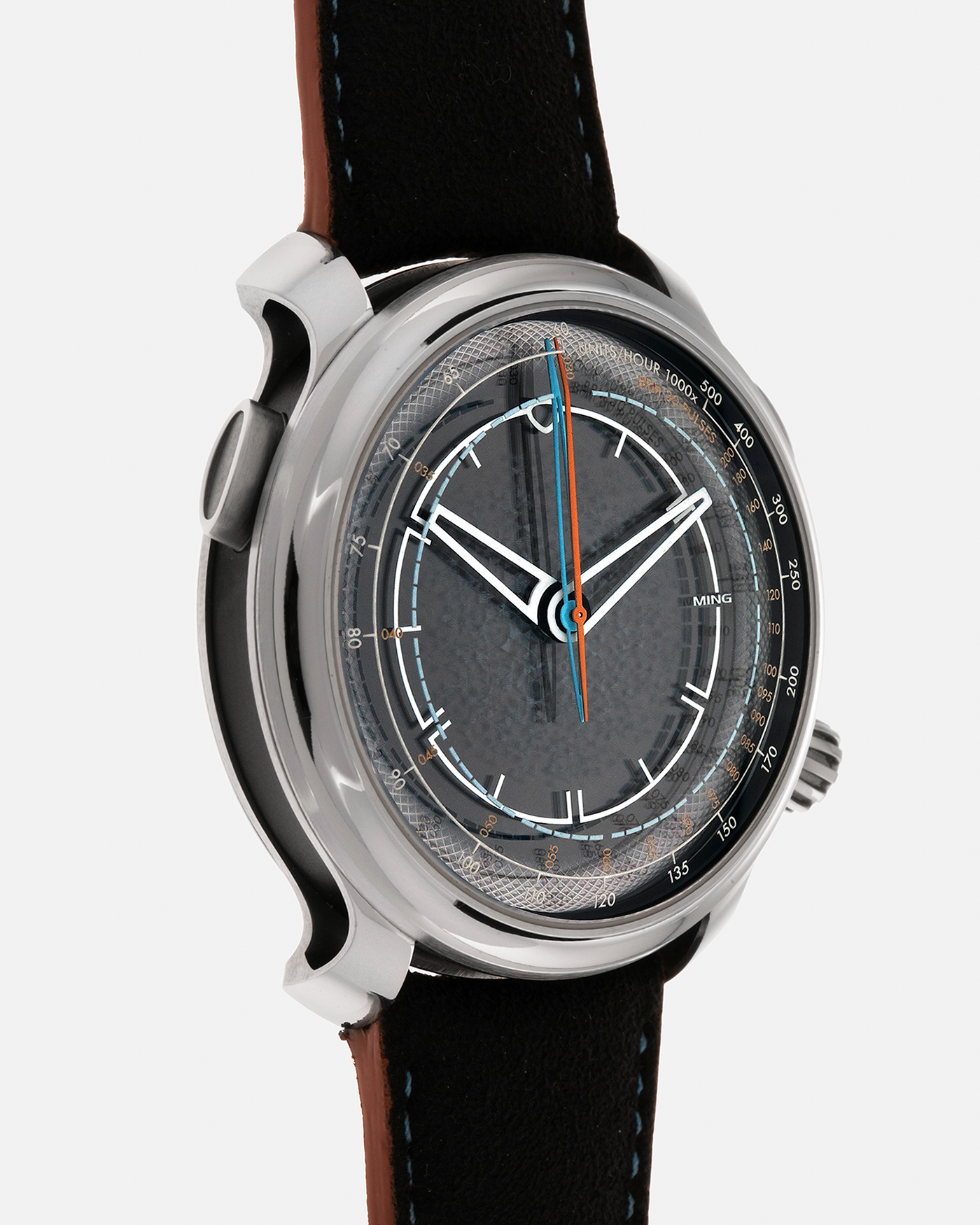 Brand: MING
Year: 2022
Model: 20.01 Series II ‘Special Projects Cave’, Limited to 50 pieces
Material: Grade 5 Titanium Case, DLC-Coated Case Band, Grade 2 Titanium Dial Base
Movement: Agenhor for MING Agengraphe Cal. 6361.M1, Manual-Winding
Case Dimensions: 41.5mm x 14.2mm (Lug-to-Lug 46mm)
Lug Width: 22mm
Strap: Jean Rousseau Black Suede Leather Strap with Orange Underlining for MING with Signed Grade 5 Titanium Keeperless Flying Blade Buckle