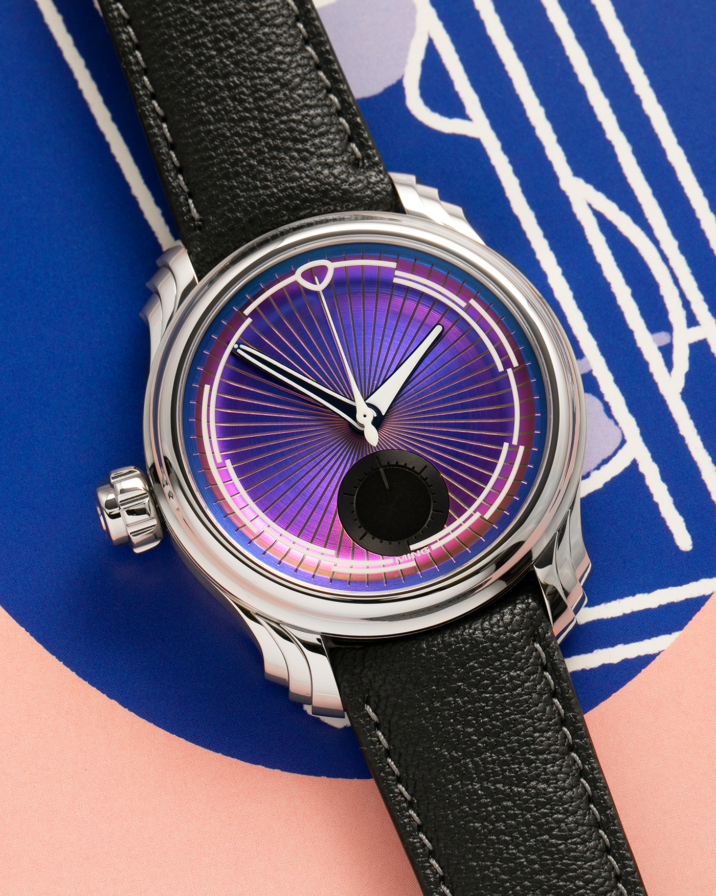 Brand: MING
Year: 2025
Model: 57.04 Iris
Material: Stainless Steel
Movement: Sellita for MING Cal. SW562.M1
Case Dimensions: 40mm Diameter and 11.85mm Thickness
Strap: MING Anthracite Goat Leather Strap with MING stainless steel buckle and Ming Stainless Steel Universal Bracelet