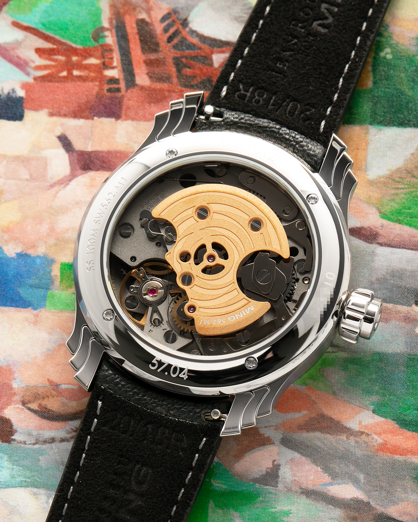 Brand: MING
Year: 2025
Model: 57.04 Iris
Material: Stainless Steel
Movement: Sellita for MING Cal. SW562.M1
Case Dimensions: 40mm Diameter and 11.85mm Thickness
Strap: MING Anthracite Goat Leather Strap with MING stainless steel buckle and Ming Stainless Steel Universal Bracelet