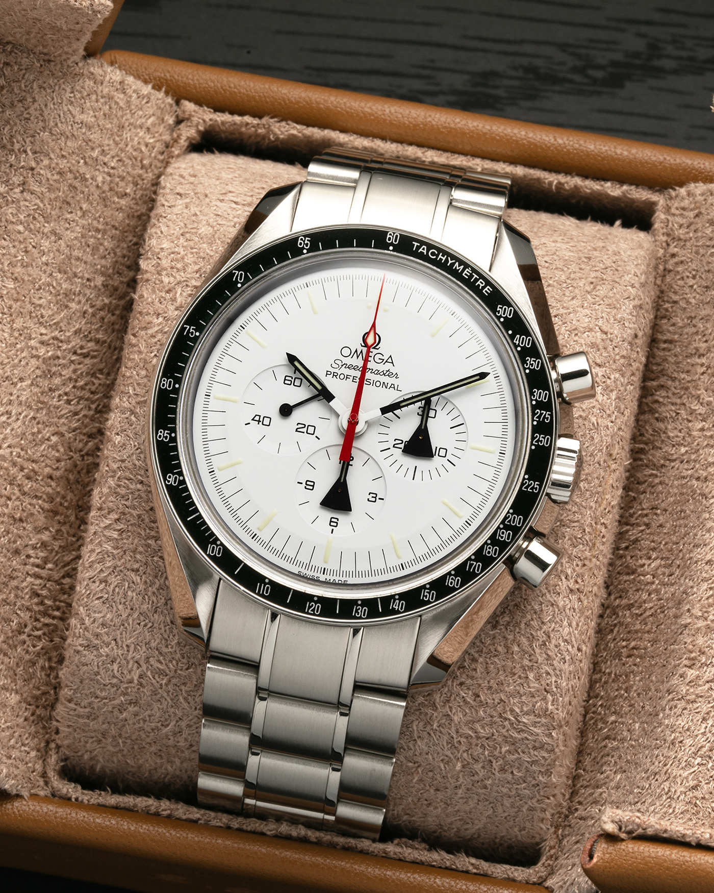 Brand: Omega
Year: 2017
Model: Speedmaster Professional Alaska Project
Reference: 311.32.42.30.04.001
Material: Stainless Steel
Movement: Omega in-house Cal. 1861, Self-Winding
Case Dimensions: 42mm x 13mm (Lug-to-Lug 48mm)
Lug Width: 20mm
Bracelet/Strap: Omega Stainless Steel Bracelet, Omega Alaska Project Fabric Velcro Straps