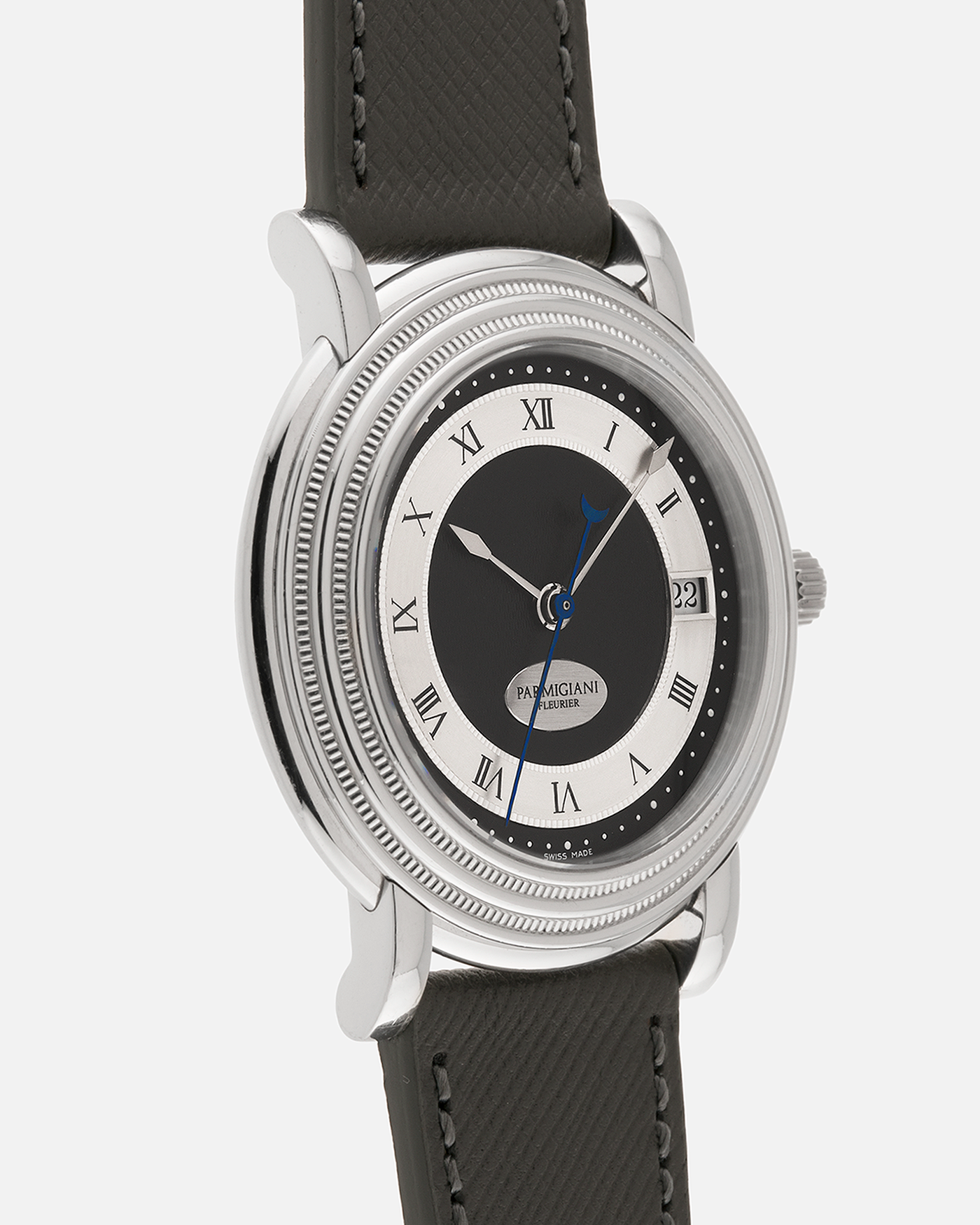 Brand: Parmigiani Fleurier
Year: 2000’s
Model: Toric Automatic
Material: Platinum 950
Movement: PF Cal. 13301, Self-Winding
Case Dimensions: 40mm Diameter 8.5mm Thickness
Lug Width: 20mm
Strap: Grey Molequin Textured Calf Strap with Signed Platinum Parmigiani Fleurier Tang Buckle. Additional Used Black Parmigiani Fleurier Alligator Strap