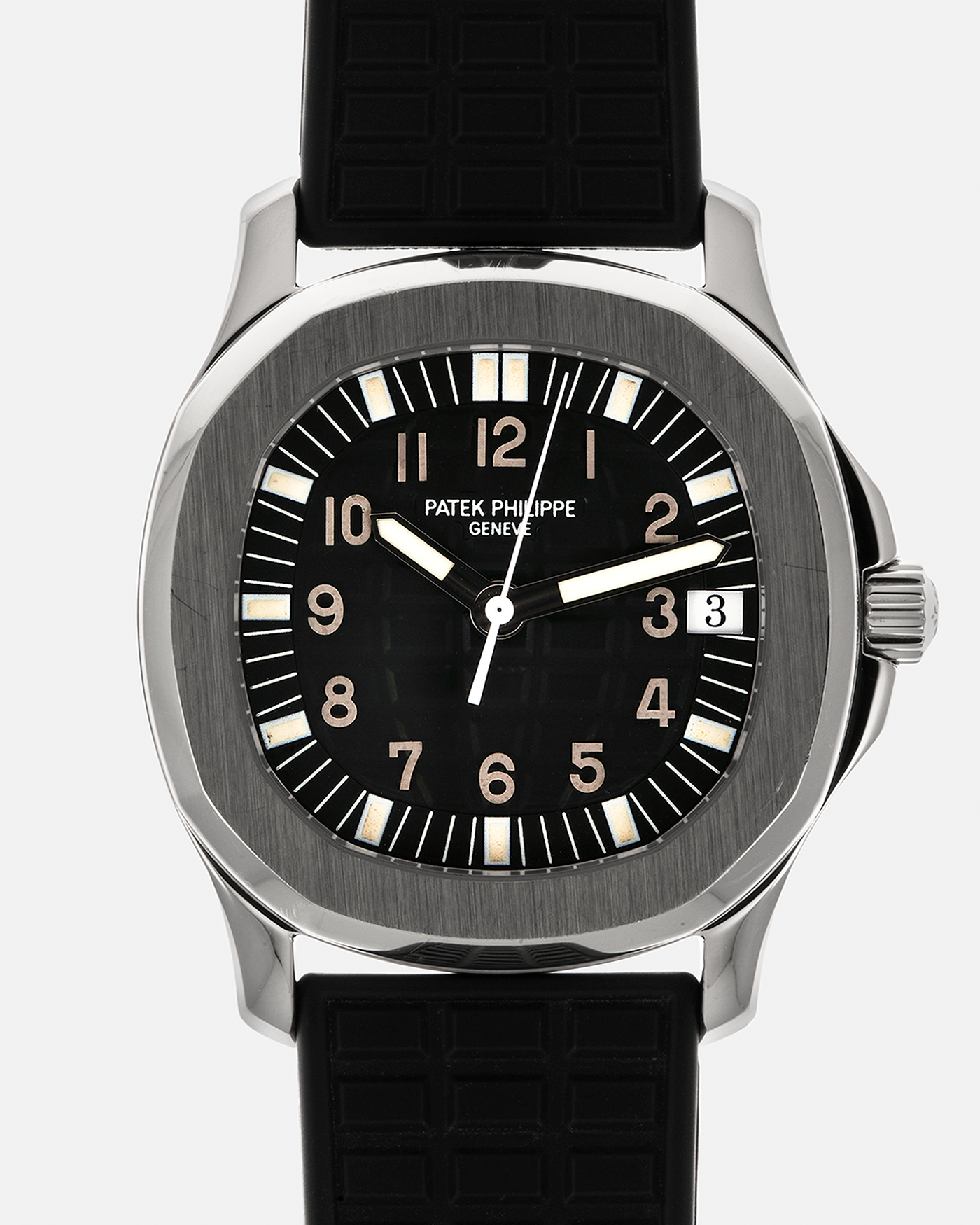 Brand: Patek Philippe
Year: 1997
Model: Aquanaut
Reference: 5060A
Material: Stainless Steel
Movement: Patek Philippe Cal. 330 SC, Self-Winding
Case Dimensions: 36mm x 8.5mm (Lug-to-Lug 46mm)
Lug Width: 19mm
Straps: Patek Philippe Black ‘Tropic’ Rubber Strap for Aquanaut with Signed Stainless Steel Butterfly Double Fold Deployant Clasp, extra uncut Patek Philippe Khaki Green ‘Tropic’ Rubber Strap for Aquanaut