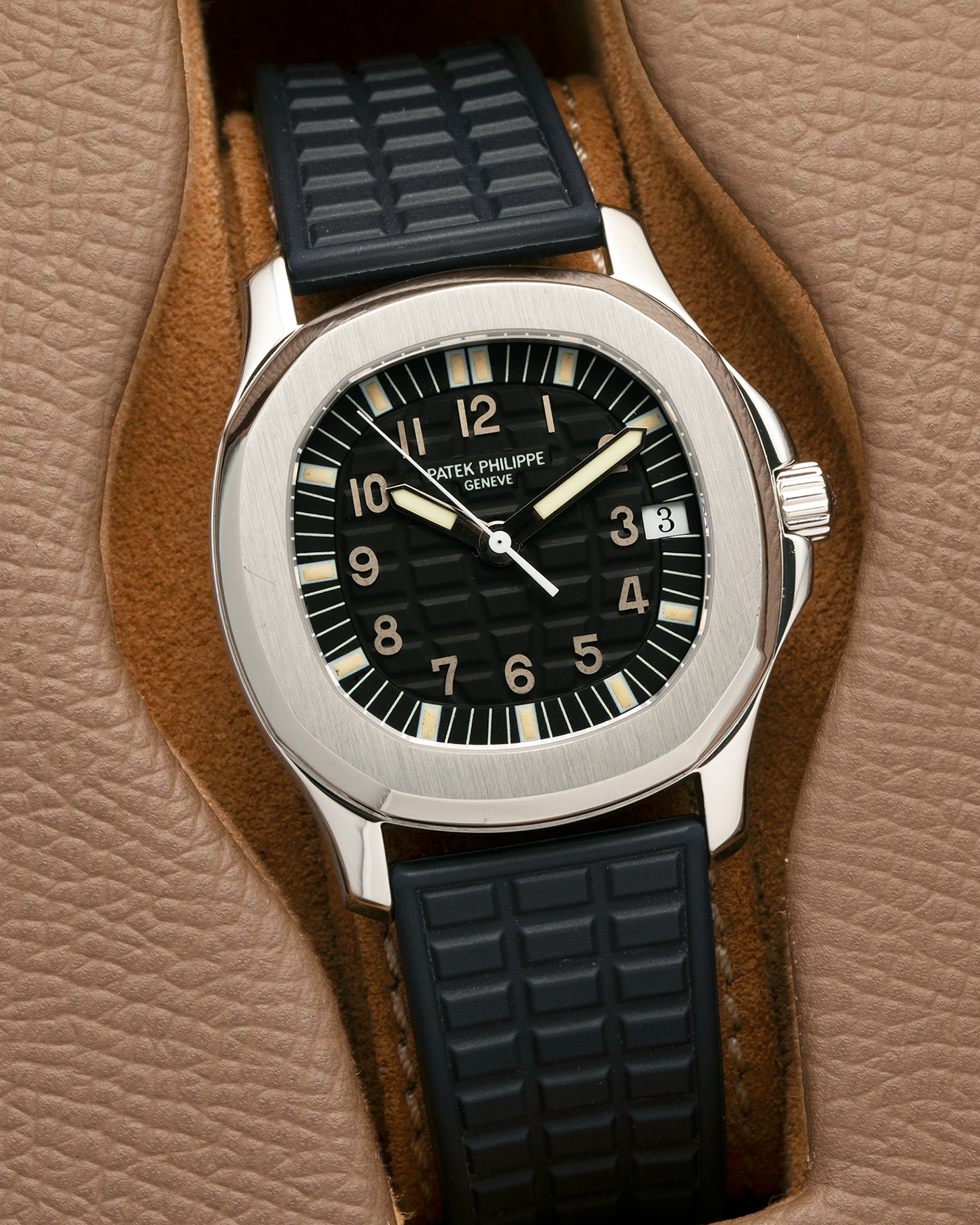 Brand: Patek Philippe
Year: 1997
Model: Aquanaut
Reference: 5060A
Material: Stainless Steel
Movement: Patek Philippe Cal. 330 SC, Self-Winding
Case Dimensions: 36mm x 8.5mm (Lug-to-Lug 46mm)
Lug Width: 19mm
Straps: Patek Philippe Black ‘Tropic’ Rubber Strap for Aquanaut with Signed Stainless Steel Butterfly Double Fold Deployant Clasp, extra uncut Patek Philippe Khaki Green ‘Tropic’ Rubber Strap for Aquanaut