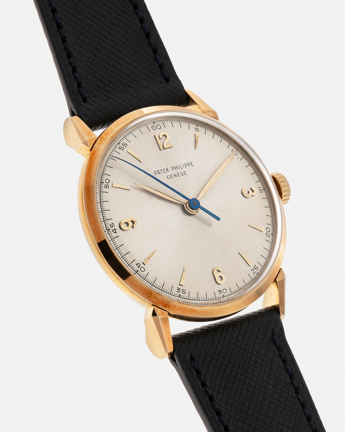 Brand: Patek Philippe
Year: 1952
Reference: 1578
Material: 18-carat Yellow Gold
Movement: Patek Philippe Cal. 27-SC, Manual-Winding
Case Dimensions: 35mm x 10mm (Lug-to-Lug 40.5mm)
Lug Width: 20mm
Strap: Molequin Dark Navy Textured Calf Leather Strap