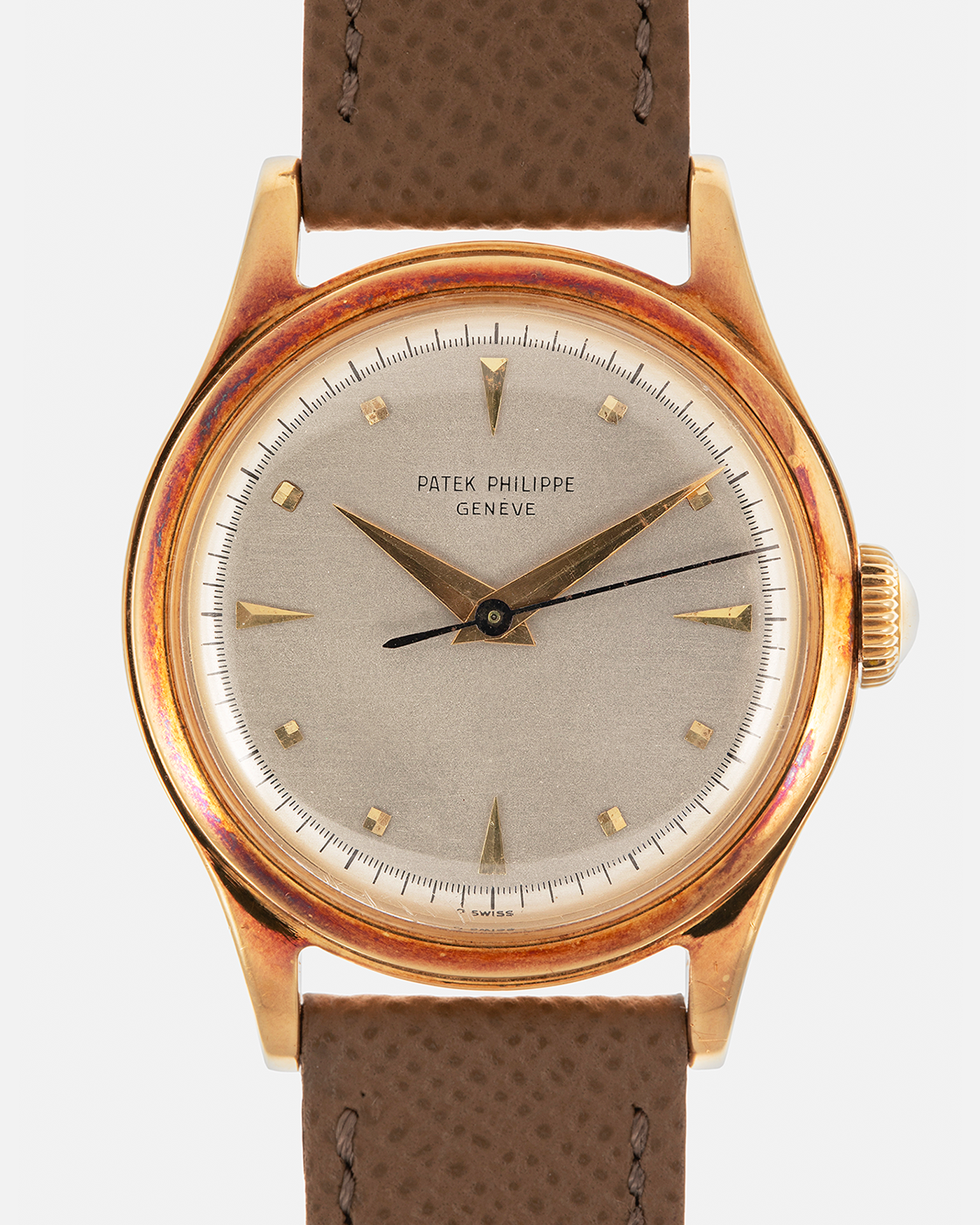Brand: Patek Philippe
Year: 1952
Model: Calatrava
Reference: 2508
Material: 18-carat Yellow Gold
Movement: Patek Philippe Cal. 27 SC, Manual-Winding
Case Dimensions: 35mm x 11mm (Lug-to-Lug 43mm)
Lug Width: 18mm
Strap: Nostime Taupe Brown Textured Calf Leather Strap