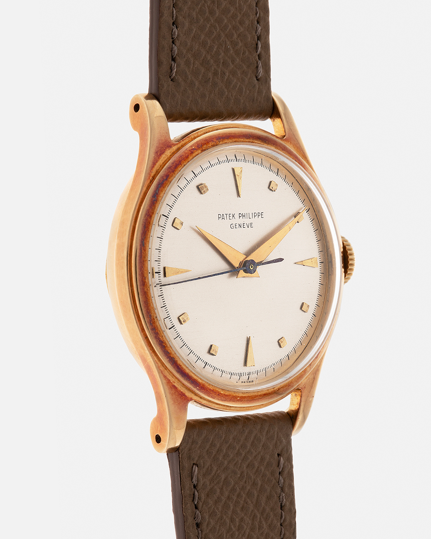 Brand: Patek Philippe Year: 1952 Model: Calatrava Reference: 2508 Material: 18-carat Yellow Gold Movement: Patek Philippe Cal. 27 SC, Manual-Winding Case Dimensions: 35mm x 11mm (Lug-to-Lug 43mm) Lug Width: 18mm Strap: Nostime Taupe Brown Textured Calf Leather Strap