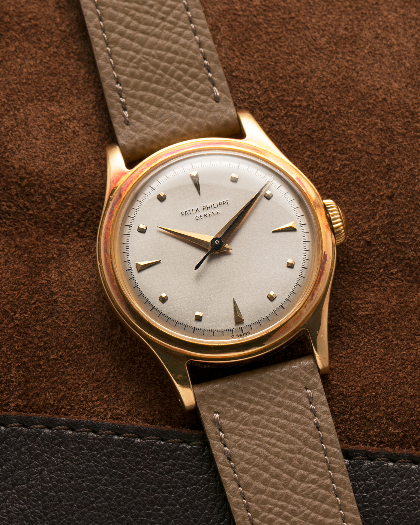 Brand: Patek Philippe Year: 1952 Model: Calatrava Reference: 2508 Material: 18-carat Yellow Gold Movement: Patek Philippe Cal. 27 SC, Manual-Winding Case Dimensions: 35mm x 11mm (Lug-to-Lug 43mm) Lug Width: 18mm Strap: Nostime Taupe Brown Textured Calf Leather Strap