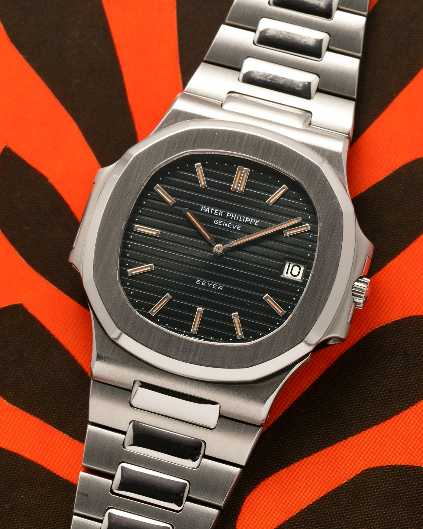 Brand: Patek Philippe
Year: 1983
Model: Nautilus ‘Jumbo’
Reference Number: 3700/11A
Material: Stainless Steel
Movement: Patek Philippe Cal. 28-255C (Jaeger LeCoultre Cal. 920 Based), Self-Winding
Case Dimensions: 40mm x 7.5mm (Ear-to-Ear 42mm)
Bracelet: Patek Philippe Integrated Bracelet in Stainless Steel with Signed Clasp