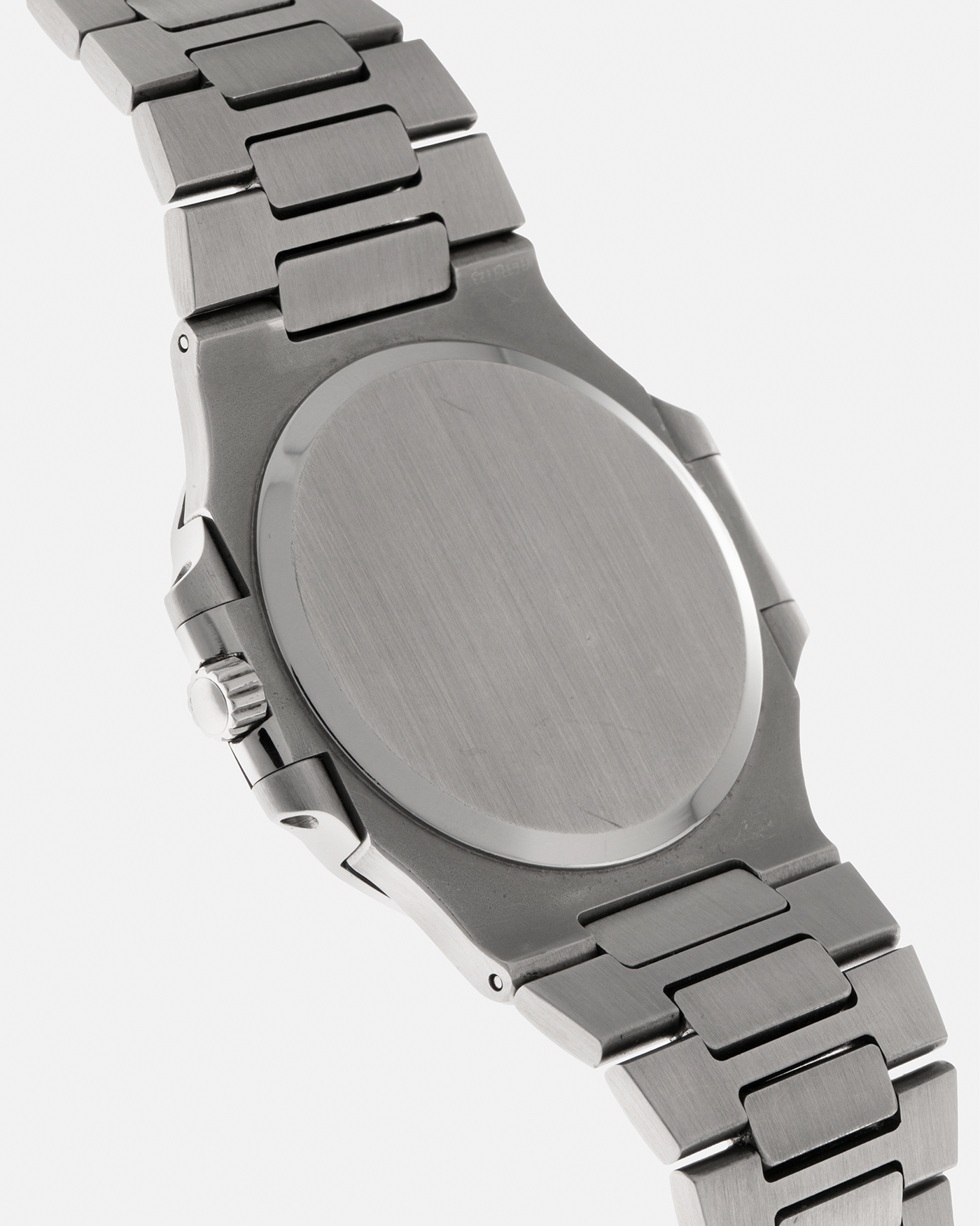 Brand: Patek Philippe
Year: 1983
Model: Nautilus ‘Jumbo’
Reference Number: 3700/11A
Material: Stainless Steel
Movement: Patek Philippe Cal. 28-255C (Jaeger LeCoultre Cal. 920 Based), Self-Winding
Case Dimensions: 40mm x 7.5mm (Ear-to-Ear 42mm)
Bracelet: Patek Philippe Integrated Bracelet in Stainless Steel with Signed Clasp