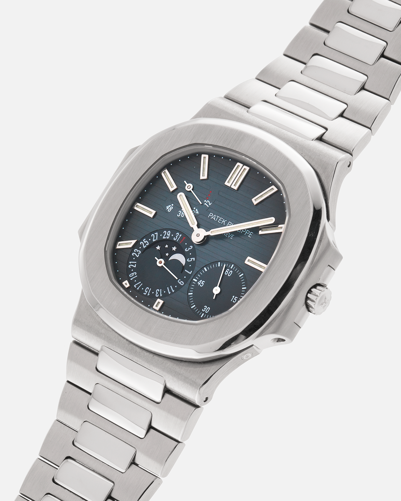 Brand: Patek Philippe
Year: 2005
Model: Nautilus
Reference Number: 3712A
Material: Stainless Steel
Movement: Patek Philippe Calibre 240 PS IRM C LU, Self-Winding
Case Dimensions: 40mm Diameter, 8.5mm Thickness
Bracelet: Patek Philippe Integrated 18-carat Rose Gold Bracelet
