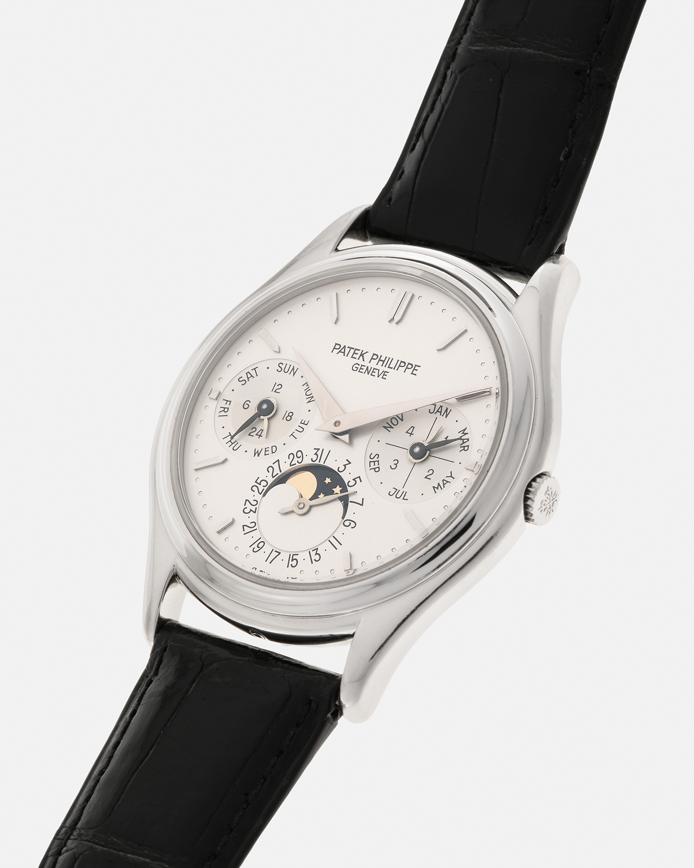 Brand: Patek Philippe
Year: 1994
Model: Perpetual Calendar ‘2nd Series’
Reference Number: 3940P
Material: Platinum 950
Movement: Patek Philippe Cal. 240Q, Self-Winding Micro-Rotor
Case Dimensions: 36mm x 8.5mm (Lug-to-Lug 43.3mm)
Lug Width: 18mm
Strap: Patek Philippe Black Alligator Leather Strap with Signed Platinum 950 Deployant Clasp