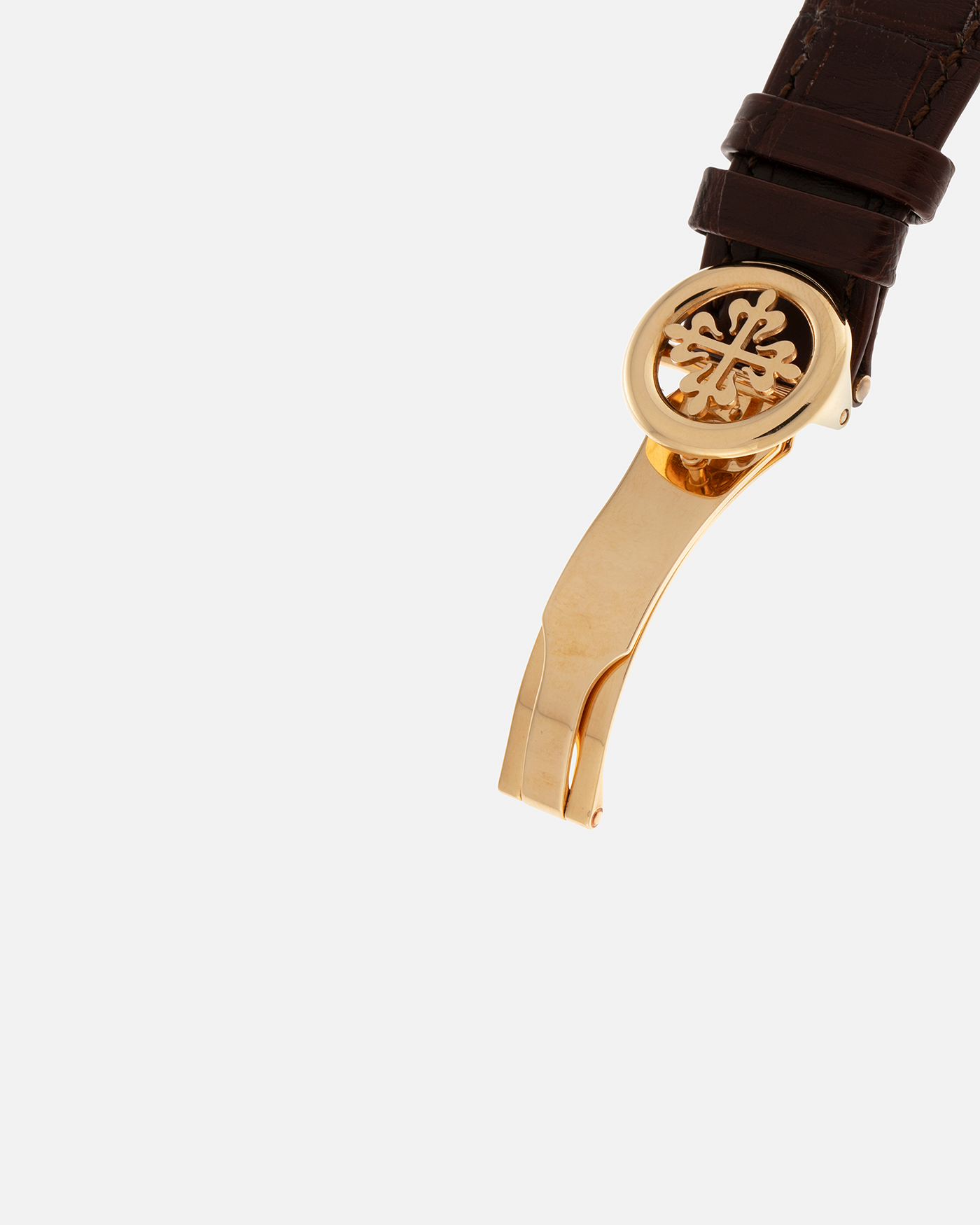 Brand: Patek Philippe
Year: 2008
Model: Perpetual Calendar Chronograph
Reference Number: 5970J
Material: 18-carat Yellow Gold
Movement: Patek Philippe Cal. 27-70 Q (Based on Lemania Cal. 2310), Manual-Winding
Case Dimensions: 40mm x 13.5mm (Lug-to-Lug 46.5mm)
Lug Width: 21mm
Strap: Patek Philippe Dark Brown Alligator Leather Strap with Signed 18-carat Yellow Gold Deployant Clasp