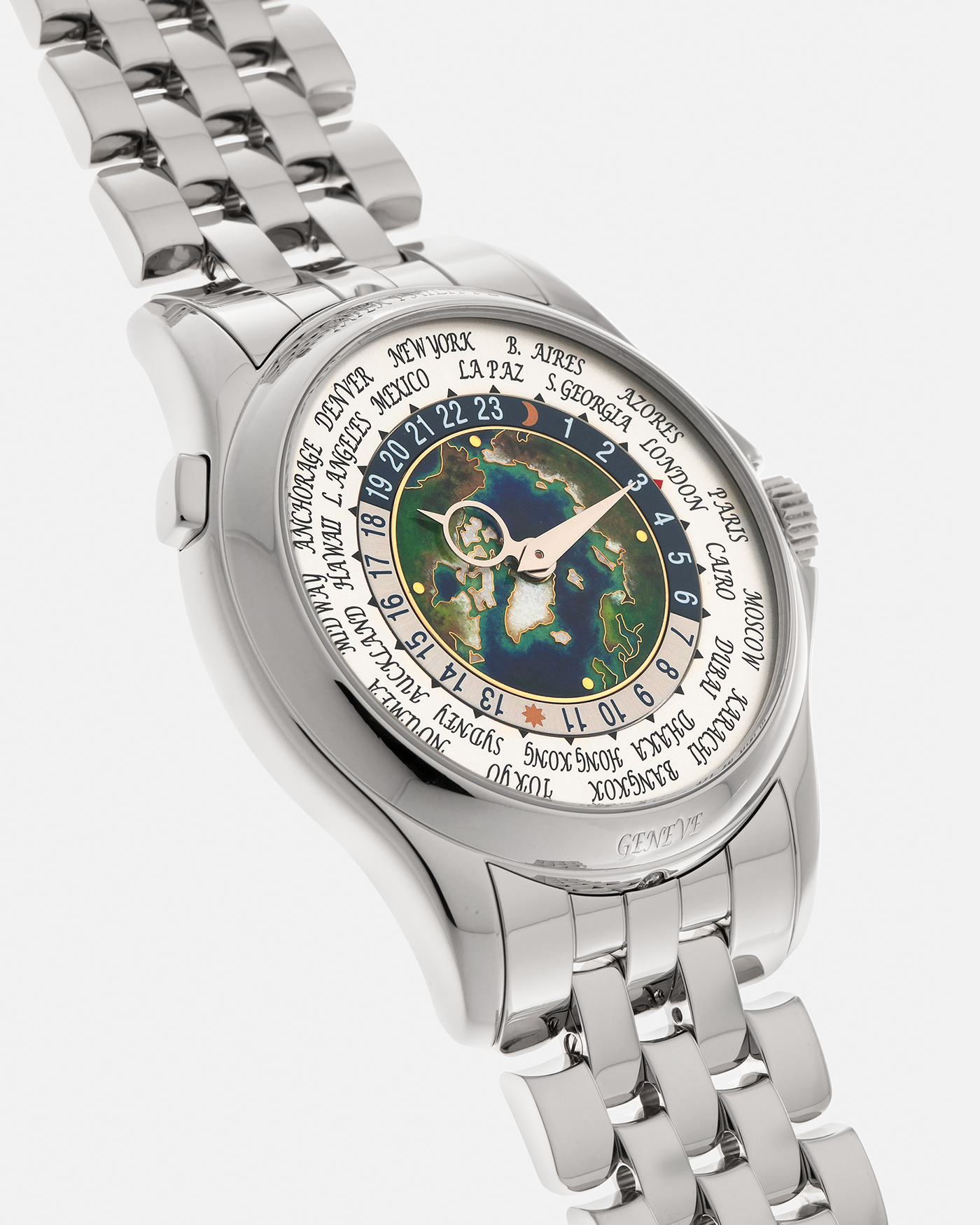 Brand: Patek Philippe
Year: 2021
Model: World Time ‘Cloisonné Enamel Dial’
Reference Number: 5131P
Material: Platinum 950
Movement: Patek Philippe Cal. 240 HU Micro Rotor, Self-Winding
Movement Number: 734XXXX
Case Dimensions: 39.5mm x 10.6mm (48.5mm Lug-to-Lug)
Lug Width: 22mm
Bracelet: Patek Philippe C623BBP Bracelet in Platinum 950 with Signed Integrated Double Deployant Folding Clasp