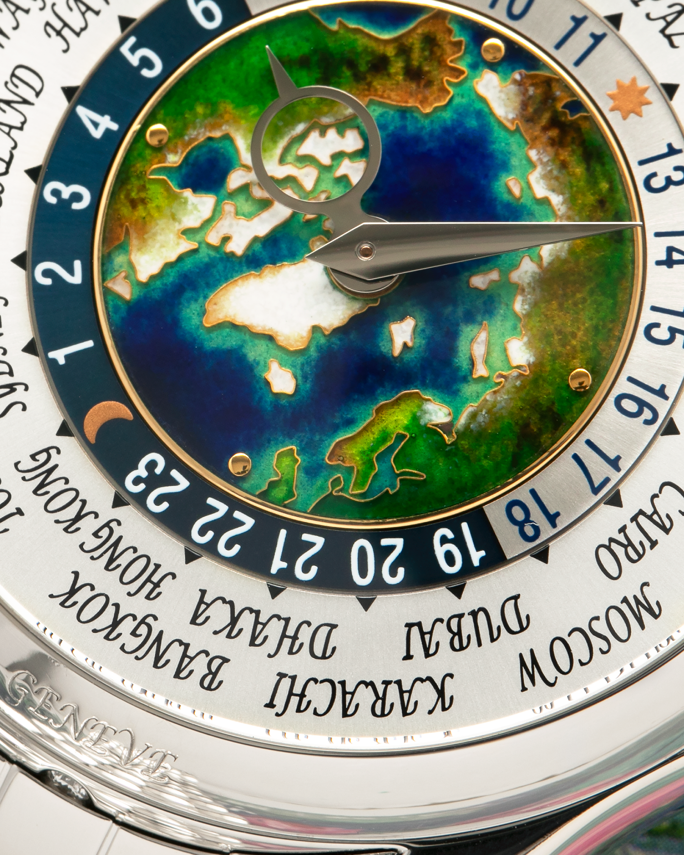 Brand: Patek Philippe
Year: 2021
Model: World Time ‘Cloisonné Enamel Dial’
Reference Number: 5131P
Material: Platinum 950
Movement: Patek Philippe Cal. 240 HU Micro Rotor, Self-Winding
Movement Number: 734XXXX
Case Dimensions: 39.5mm x 10.6mm (48.5mm Lug-to-Lug)
Lug Width: 22mm
Bracelet: Patek Philippe C623BBP Bracelet in Platinum 950 with Signed Integrated Double Deployant Folding Clasp