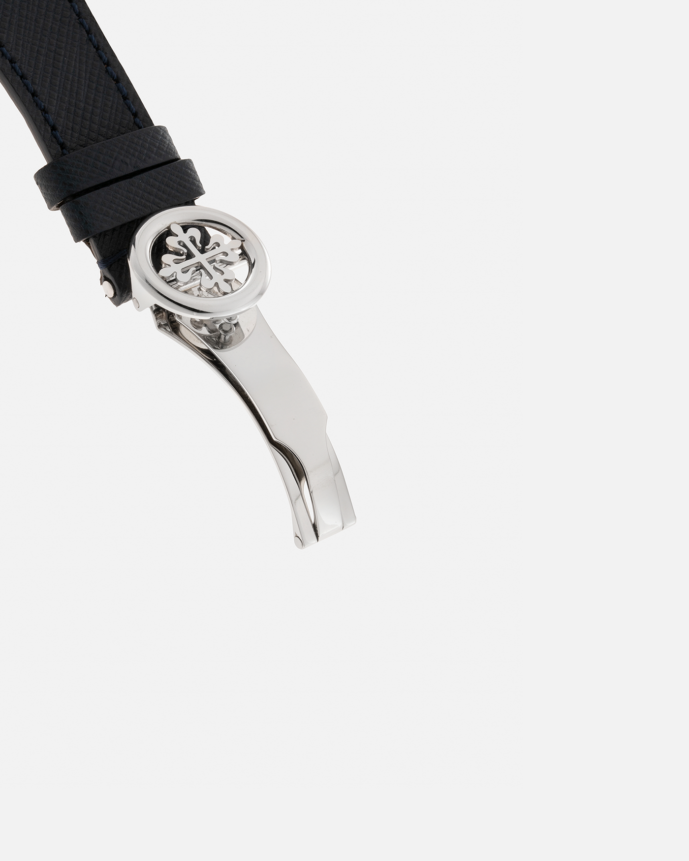 Brand: Patek Philippe Year: 2010s Model: World Time Reference Number: 5130P Material: Platinum 950 Movement: Patek Philippe Cal. 240 HU Micro-Rotor, Self-Winding Case Diameter: 39.5mm Lug Width: 21mm Bracelet: Molequin Oxford Blue Textured Calf Leather Strap with Signed Platinum 950 Deployant Clasp