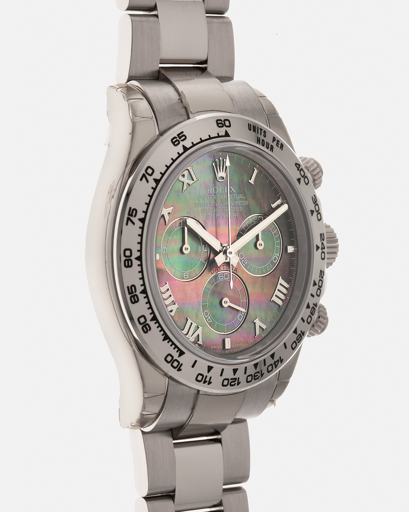 Brand: Rolex
Year: 2007
Model: Cosmograph Daytona
Reference: 116509
Material: 18-carat White Gold Case, Black Tahitian Mother-of-Pearl Dial
Movement: Rolex Cal. 4130, Self-Winding
Case Dimensions: 40mm x 12.4mm (47.6mm Lug-to-Lug)
Lug Width: 20mm
Bracelet: Rolex 78499 Oyster Bracelet in 18-carat White Gold with Signed Oysterlock Clasp