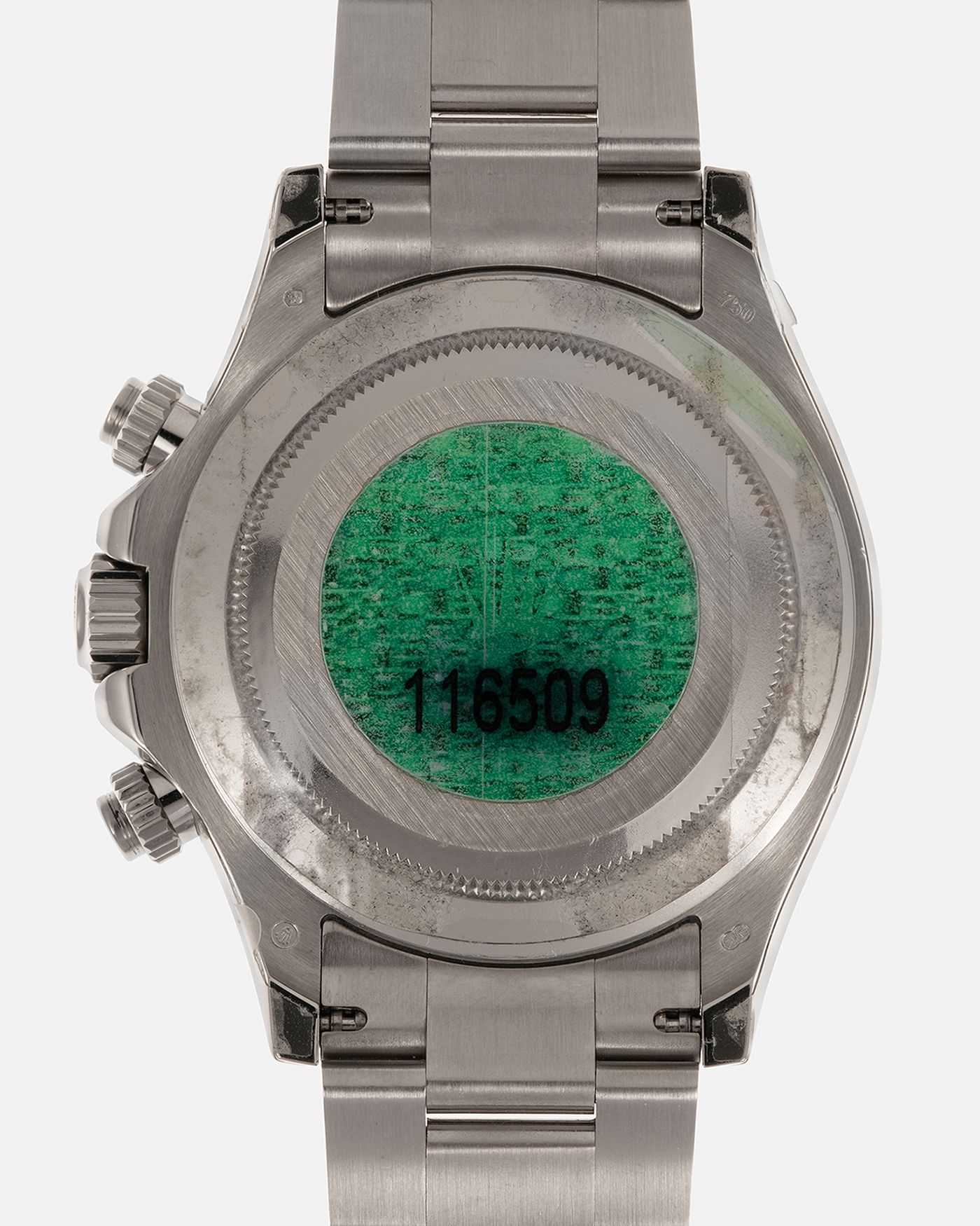 Brand: Rolex
Year: 2007
Model: Cosmograph Daytona
Reference: 116509
Material: 18-carat White Gold Case, Black Tahitian Mother-of-Pearl Dial
Movement: Rolex Cal. 4130, Self-Winding
Case Dimensions: 40mm x 12.4mm (47.6mm Lug-to-Lug)
Lug Width: 20mm
Bracelet: Rolex 78499 Oyster Bracelet in 18-carat White Gold with Signed Oysterlock Clasp