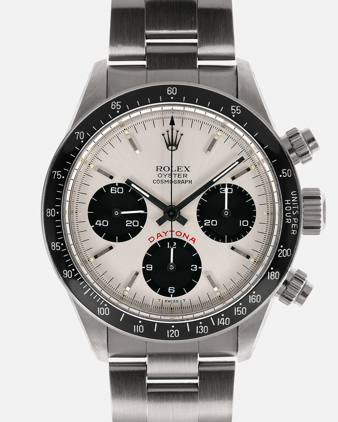 Brand: Rolex
Year: 1979
Model: Cosmograph Daytona ‘Big Red’
Serial Number: 629XXXX
Reference Number: 6263
Material: Stainless Steel
Movement: Rolex-Signed Valjoux Cal. 727, Manual-Winding
Case Dimensions: 37.5mm x 13.5mm (Lug-to-Lug 45mm)
Lug Width: 19mm
Bracelet: Rolex 78350 Solid Link Oyster Bracelet in Stainless Steel with ‘571’ Curved End Links and ‘F’ Signed Clasp