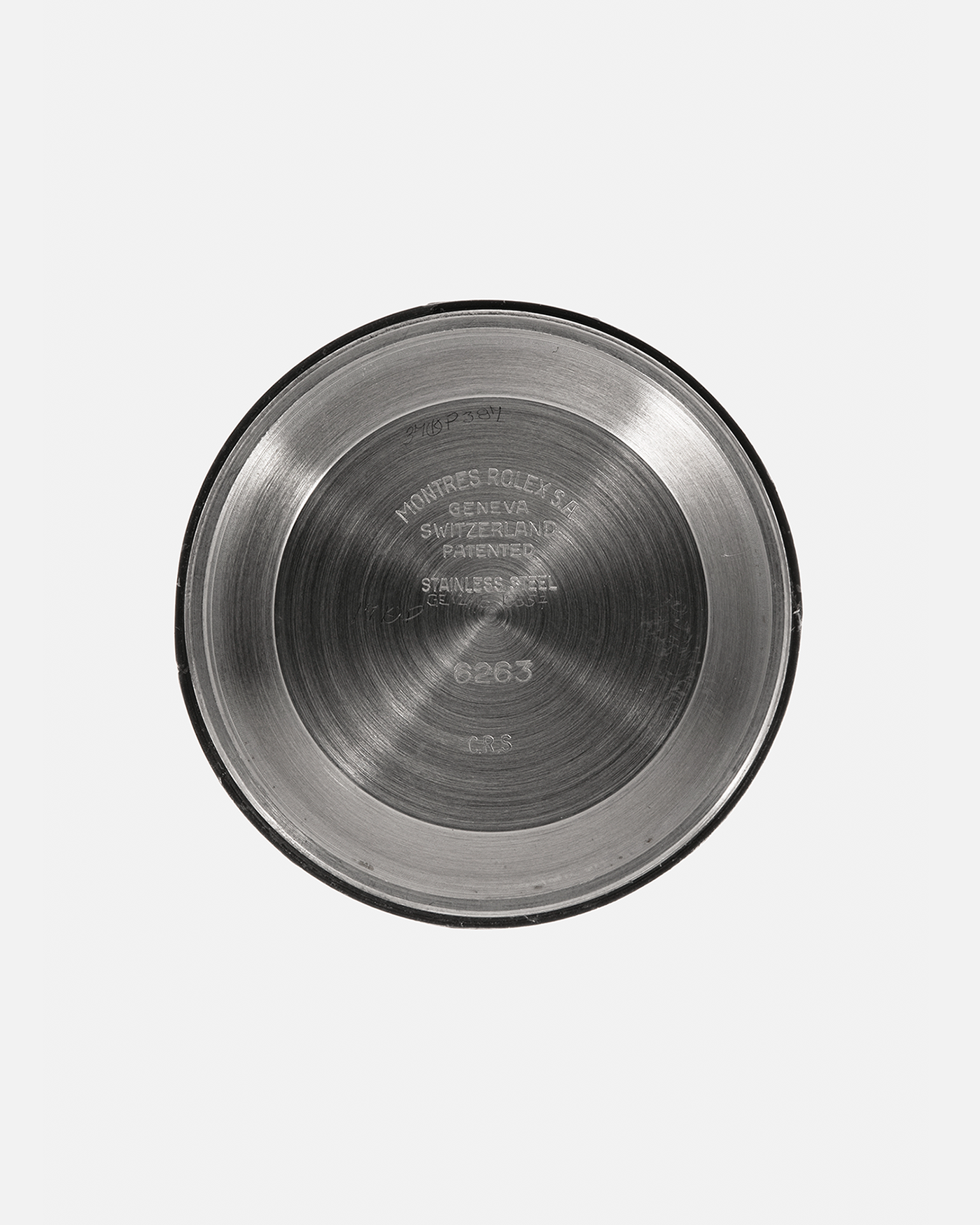 Brand: Rolex
Year: 1979
Model: Cosmograph Daytona ‘Big Red’
Serial Number: 629XXXX
Reference Number: 6263
Material: Stainless Steel
Movement: Rolex-Signed Valjoux Cal. 727, Manual-Winding
Case Dimensions: 37.5mm x 13.5mm (Lug-to-Lug 45mm)
Lug Width: 19mm
Bracelet: Rolex 78350 Solid Link Oyster Bracelet in Stainless Steel with ‘571’ Curved End Links and ‘F’ Signed Clasp