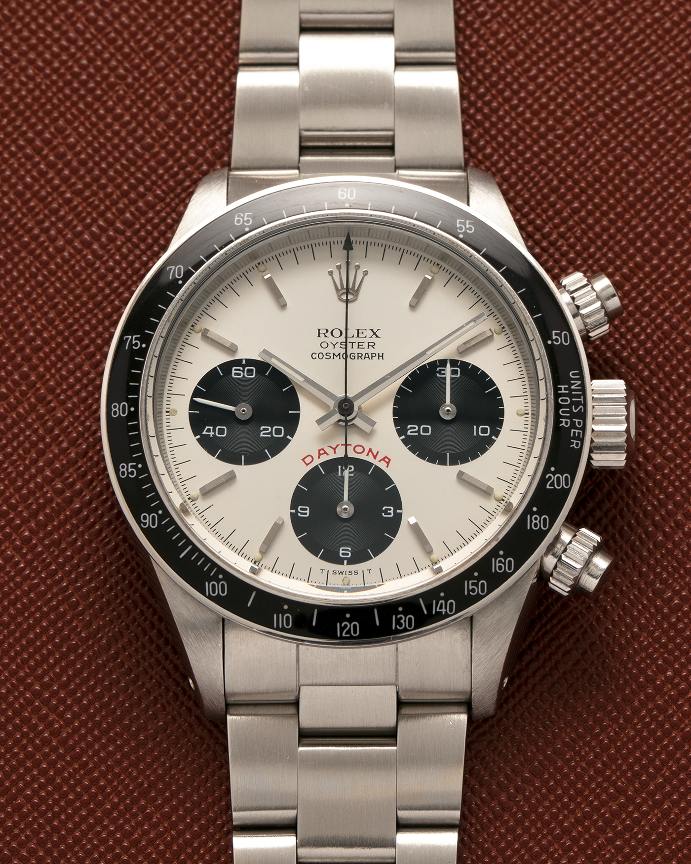 Brand: Rolex
Year: 1979
Model: Cosmograph Daytona ‘Big Red’
Serial Number: 629XXXX
Reference Number: 6263
Material: Stainless Steel
Movement: Rolex-Signed Valjoux Cal. 727, Manual-Winding
Case Dimensions: 37.5mm x 13.5mm (Lug-to-Lug 45mm)
Lug Width: 19mm
Bracelet: Rolex 78350 Solid Link Oyster Bracelet in Stainless Steel with ‘571’ Curved End Links and ‘F’ Signed Clasp