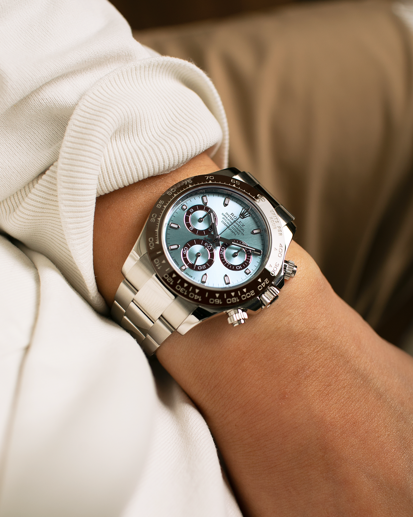 Brand: Rolex
Year: 2020
Model: Cosmograph Daytona
Reference: 116506
Material: Platinum 950
Movement: Rolex Cal. 4130, Self-Winding
Case Dimensions: 40mm x 12.5mm (Lug-to-Lug 47.5mm)
Lug Width: 20mm
Bracelet: Rolex Oyster Platinum Bracelet