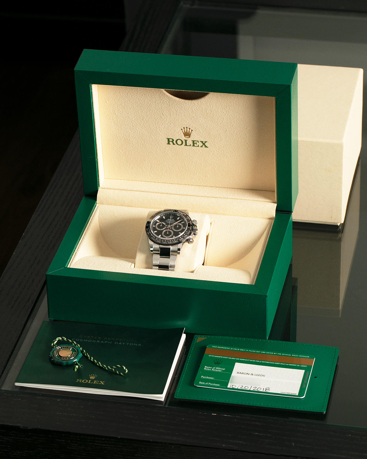 Brand: Rolex
Year: 2018
Model: Cosmograph Daytona
Reference: 116500LN
Material: Stainless Steel
Movement: Rolex Cal. 4130, Self-Winding
Case Dimensions: 40mm x 12mm (Lug-to-Lug 46.5mm)
Lug Width: 20mm
Bracelet: Rolex Oyster Bracelet in Stainless Steel with Signed Clasp