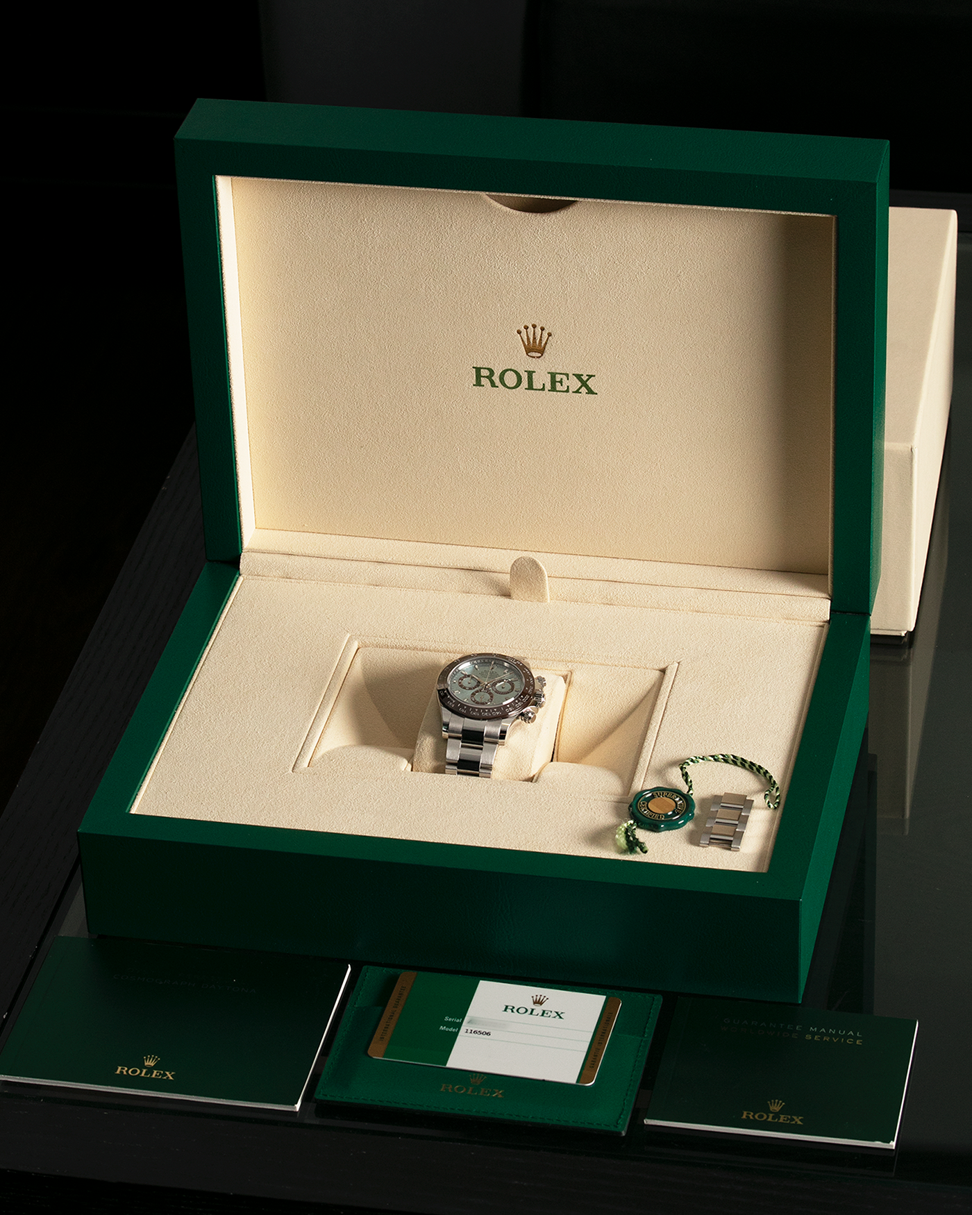 Brand: Rolex Year: 2020 Model: Cosmograph Daytona Reference: 116506 Material: Platinum 950 Movement: Rolex Cal. 4130, Self-Winding Case Diameter: 40mm Lug Width: 20mm Strap: Rolex Platinum Oyster Bracelet