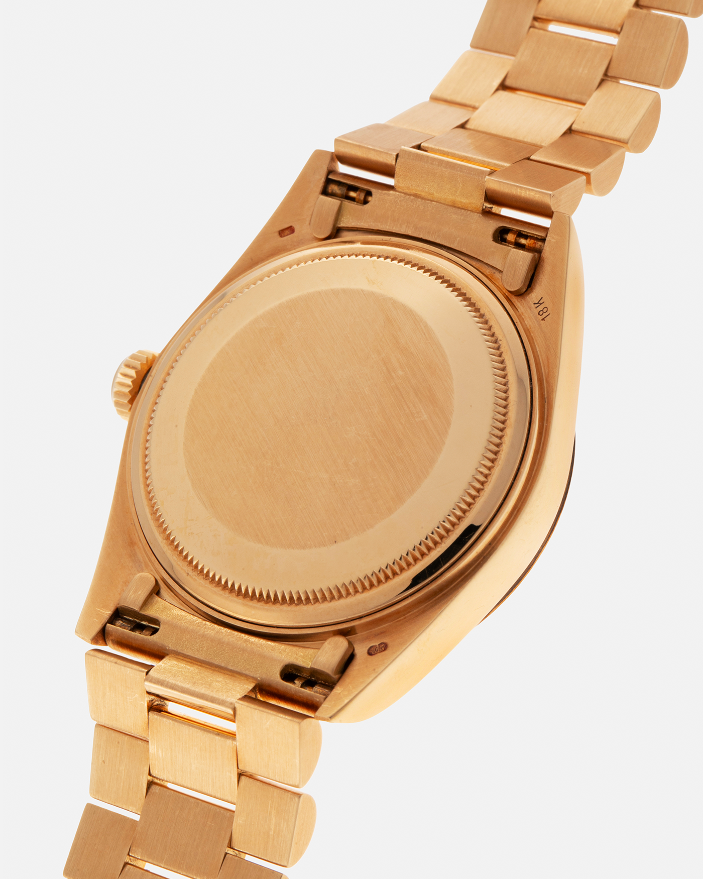 Brand: Rolex
Year: 1987
Model: Day-Date
Reference Number: 18038
Serial Number: 989XXXX
Material: 18-carat Yellow Gold
Movement: Rolex Cal. 3055, Self-Winding
Case Dimensions: 36mm x 12.5mm (Lug-to-Lug 43mm)
Lug Width: 20mm
Bracelet: Rolex Presidential Bracelet in 18-carat Yellow Gold with ‘55’ Curved Endlinks