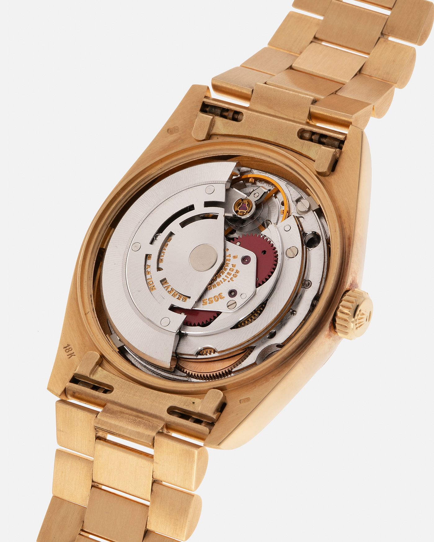 Brand: Rolex
Year: 1984
Model: Day-Date ‘Bark’
Reference Number: 18078
Serial Number: 820XXXX
Material: 18-carat Yellow Gold
Movement: Rolex Cal. 3055, Self-Winding
Case Dimensions: 36mm x 12.5mm (Lug-to-Lug 43mm)
Lug Width: 20mm
Bracelet: Rolex Presidential 8723 ‘Bark’ Bracelet with Signed 18-carat Yellow Gold Folding Clasp