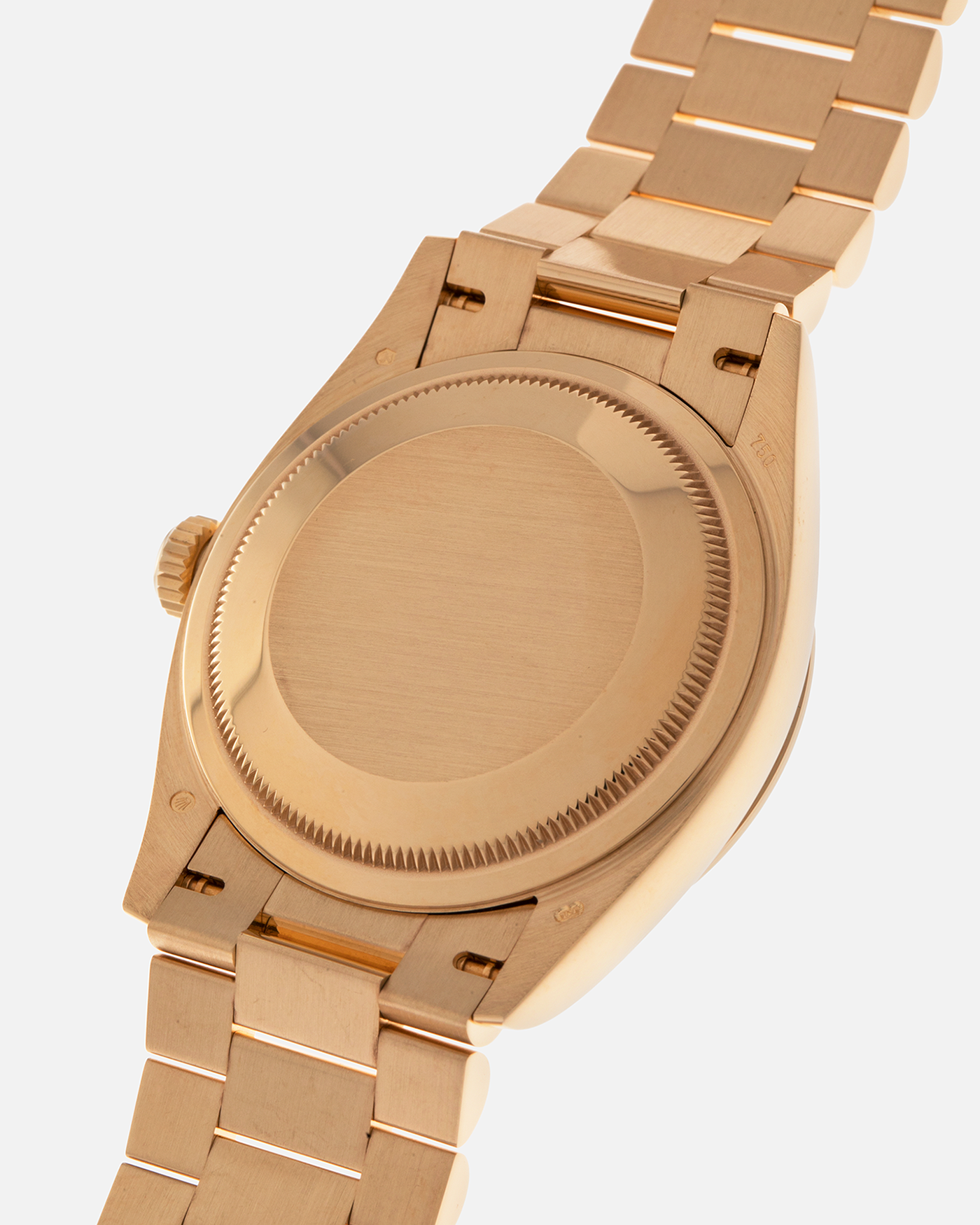 Brand: Rolex
Year: 2020
Model: Day-Date 36 ‘Champagne Dial’
Reference Number: 128238
Material: 18-carat Yellow Gold
Movement: Rolex Cal. 3255, Self-Winding
Case Dimensions: 36mm x 12mm (Lug-to-Lug 43mm)
Lug Width: 20mm
Bracelet: Rolex Presidential Bracelet in 18-carat Yellow Gold with Signed Folding Clasp