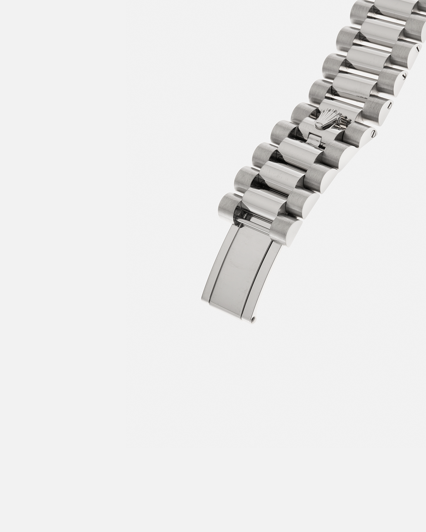Brand: Rolex Year: 2010s Model: Day-Date 36 ‘Ice Blue’ Baguette Bezel Reference Number: 118366 Material: Platinum 950 Case, Factory Set Baguette Diamond Bezel and Diamond Hour Markers Movement: Rolex Cal. 3155, Self-Winding Case Diameter: 36mm Bracelet: Rolex Presidential Bracelet in Platinum 950
