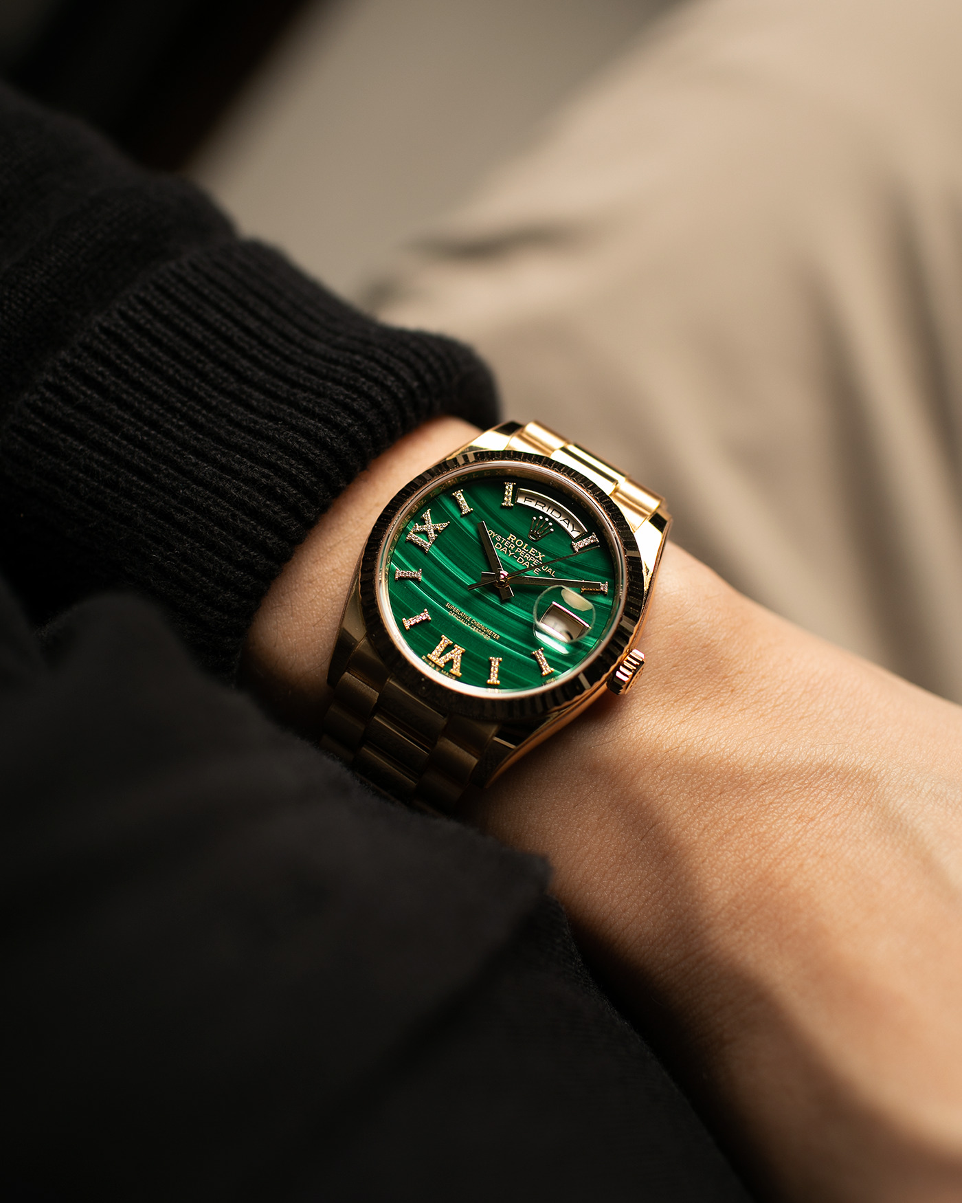 Brand: Rolex Year: 2021 Model: Day-Date 36 ‘Malachite Diamond’ Reference Number: 128238 Serial Number: 6H47XXXX Material: 18-carat Yellow Gold Case, Green Malachite Dial, Factory Set Diamond Roman-Style Hour Markers Movement: Rolex Cal. 3255, Self-Winding Case Diameter: 36mm Bracelet: Rolex Presidential Bracelet in 18-carat Yellow Gold
