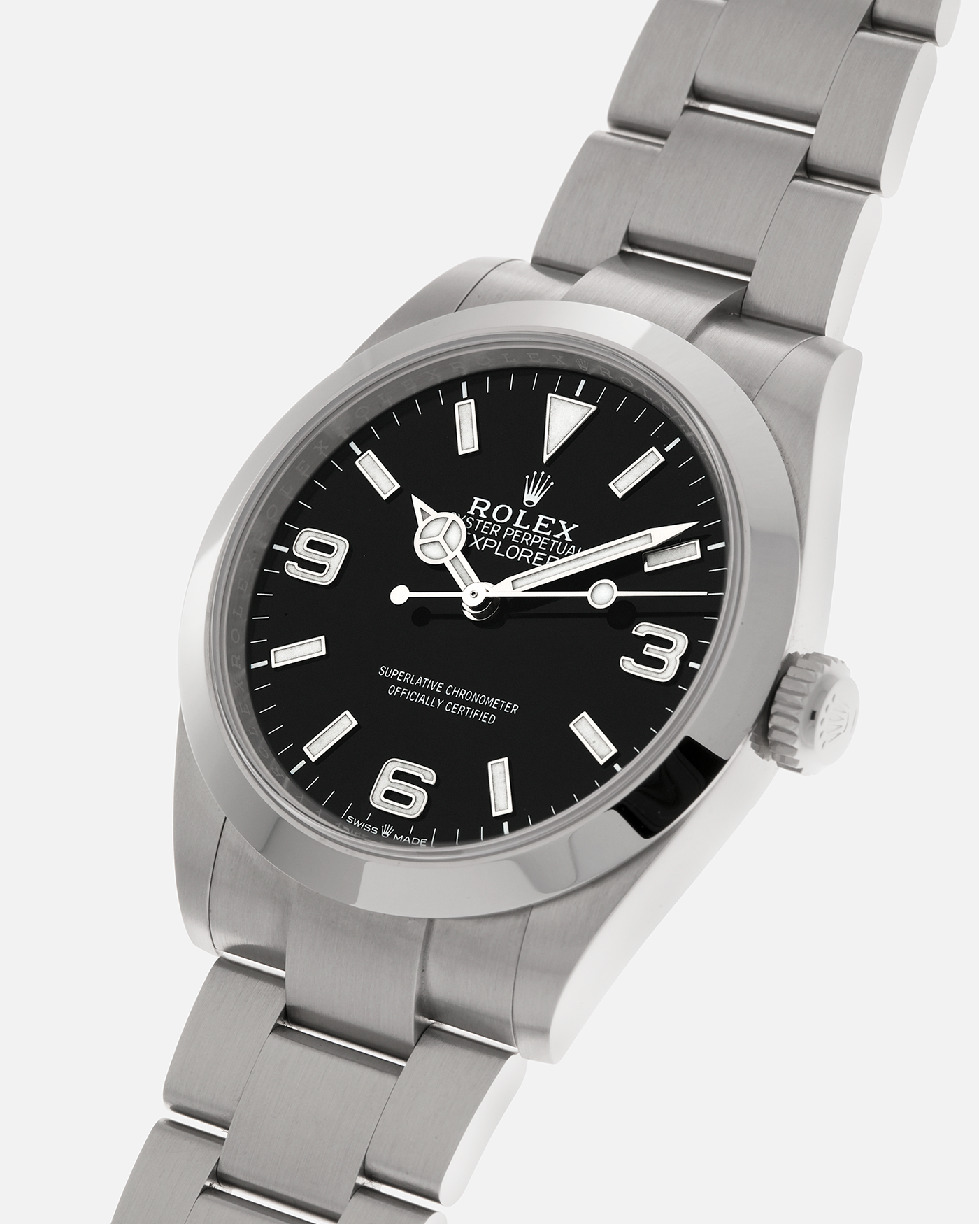 Brand: Rolex
Year: 2025
Model: Oyster Perpetual Explorer I
Reference: 224270
Case Material: Oystersteel (904L Stainless Steel)
Movement: Rolex Cal. 3230, Self-Winding
Case Dimensions: 40mm x 11.6mm (Lug-to-Lug 47.5mm)
Lug Width: 21mm
Bracelet: Rolex Oyster Bracelet in Oystersteel with Signed Oysterlock Clasp and Easylink Extension System