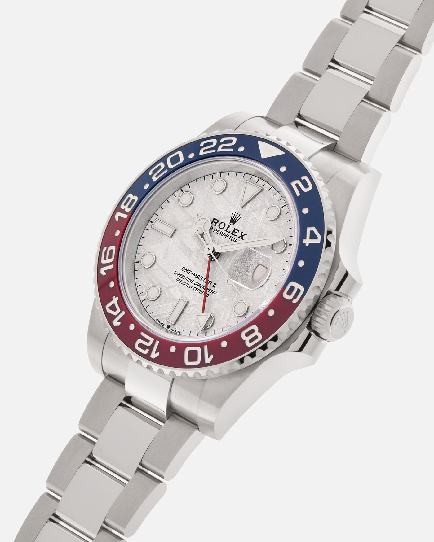 Brand: Rolex
Year: 2022
Model: GMT Master II
Reference Number: 126719BLRO
Material: 18-carat White Gold
Movement: Rolex Cal. 3285, Self-Winding
Case Dimensions: 40mm Diameter 12.3mm Thickness
Lug Width: 20mm
Bracelet: Rolex Oyster Bracelet in 18-carat White Gold with Signed Oysterlock Folding Clasp
