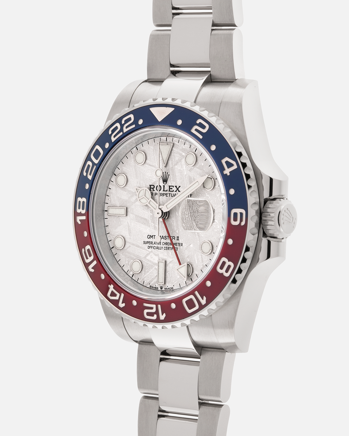 Brand: Rolex
Year: 2022
Model: GMT Master II
Reference Number: 126719BLRO
Material: 18-carat White Gold
Movement: Rolex Cal. 3285, Self-Winding
Case Dimensions: 40mm Diameter 12.3mm Thickness
Lug Width: 20mm
Bracelet: Rolex Oyster Bracelet in 18-carat White Gold with Signed Oysterlock Folding Clasp