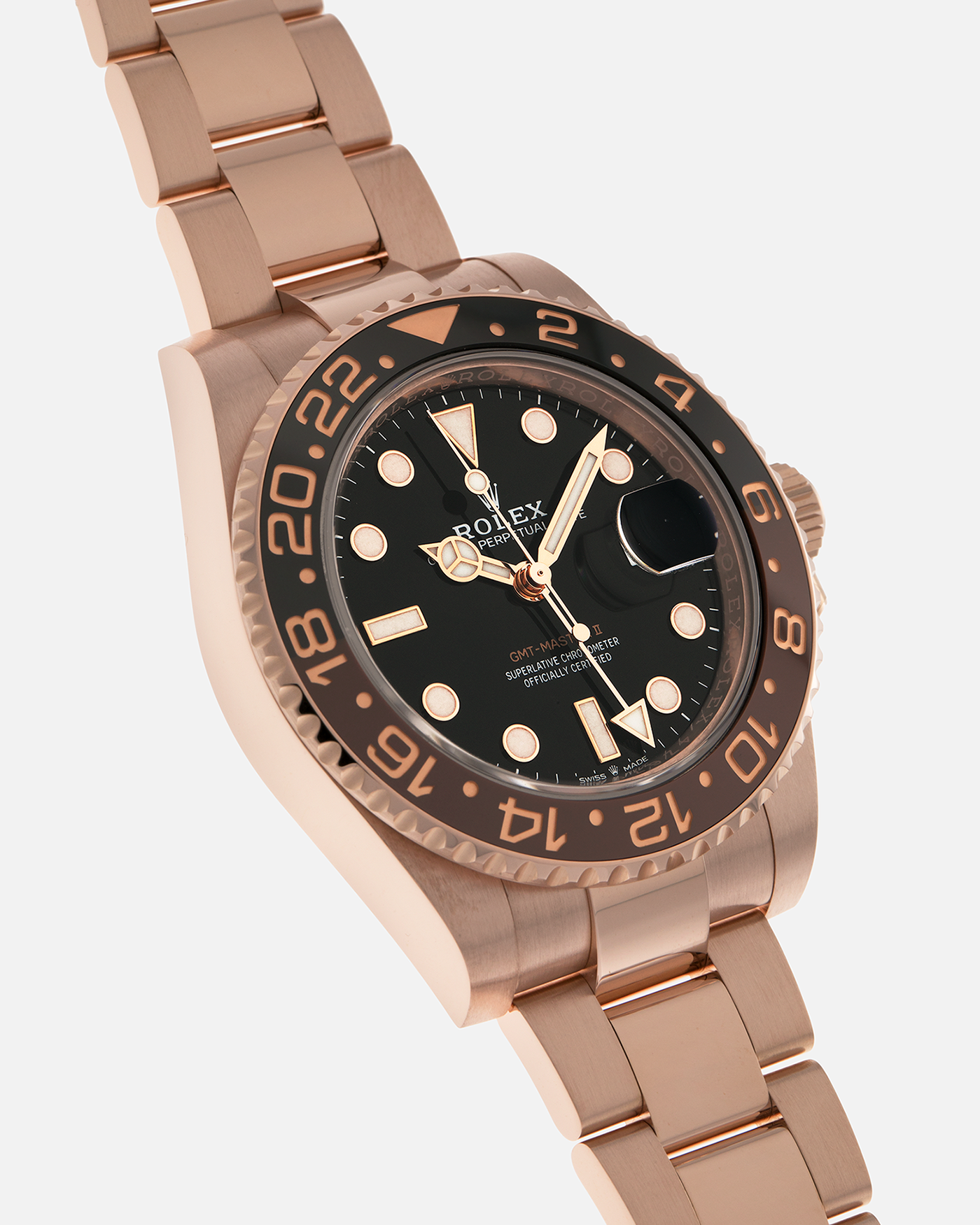Brand: Rolex
Year: 2022
Model: GMT Master II
Reference Number: 126715CHNR
Material: 18-carat Everose
Movement: Rolex Cal. 3285, Self-Winding
Case Dimensions: 40mm x 12.3mm (Lug-to-Lug 48mm)
Lug Width: 20mm
Bracelet: Rolex Oyster Bracelet in 18-carat Everose with Signed Oysterlock Folding Clasp