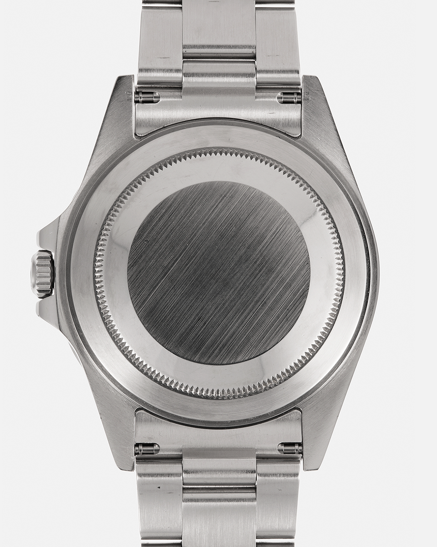 Brand: Rolex
Year: 2007
Model: GMT-Master II Pepsi ‘Stick Dial’
Reference Number: 16710
Serial Number: M236XXX
Material: Stainless Steel
Movement: Rolex Cal. 3186, Self-Winding
Case Dimensions: 40mm x 12.5mm (Lug-to-Lug 47mm)
Lug Width: 20mm
Bracelet: Rolex Oyster ‘78790A’ Bracelet with Folding Clasp in Stainless Steel