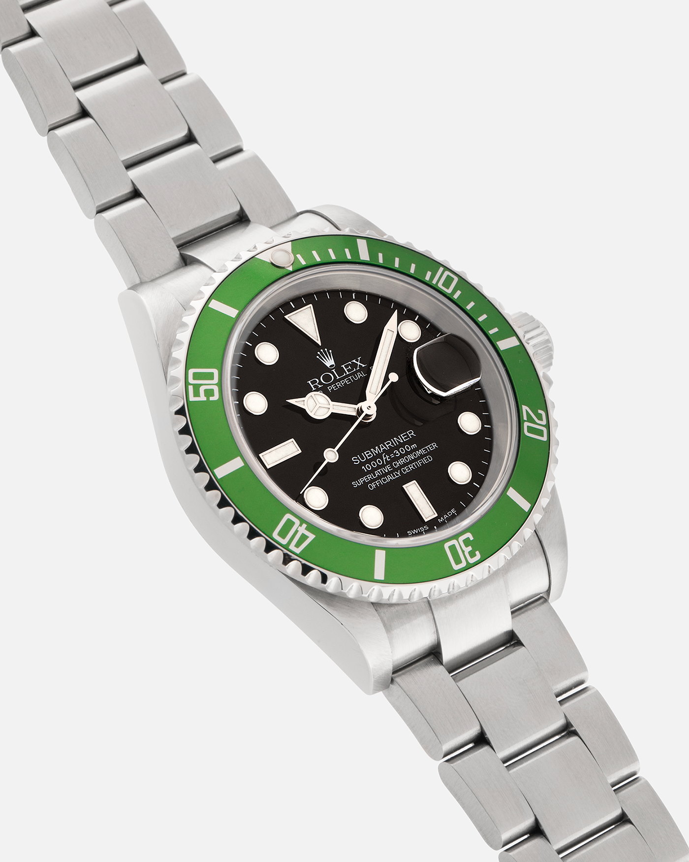 Brand: Rolex
Year: 2003
Model: Submariner ‘Kermit’
Reference Number: 16610LV
Serial Number: F Serial
Material: Stainless Steel
Movement: Cal. 3135
Case Diameter: 40mm
Lug Width: 20mm
Bracelet/Strap: Rolex 93250 Bracelet with AD9 Clasp Code