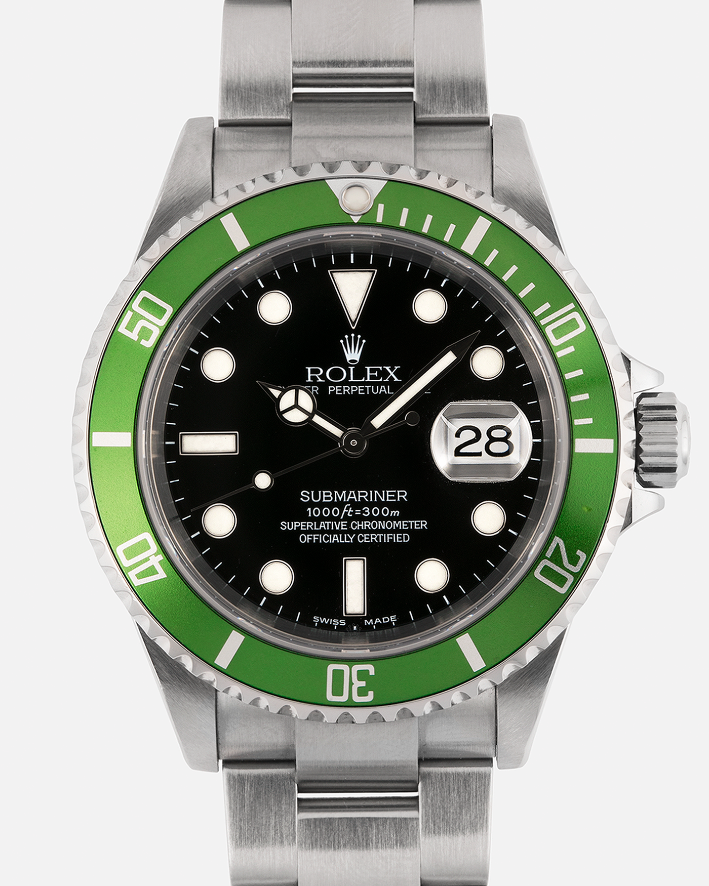 Brand: Rolex
Year: 2003
Model: Submariner ‘Kermit’
Reference Number: 16610LV
Serial Number: F Serial
Material: Stainless Steel
Movement: Cal. 3135
Case Diameter: 40mm
Lug Width: 20mm
Bracelet/Strap: Rolex 93250 Bracelet with AD9 Clasp Code