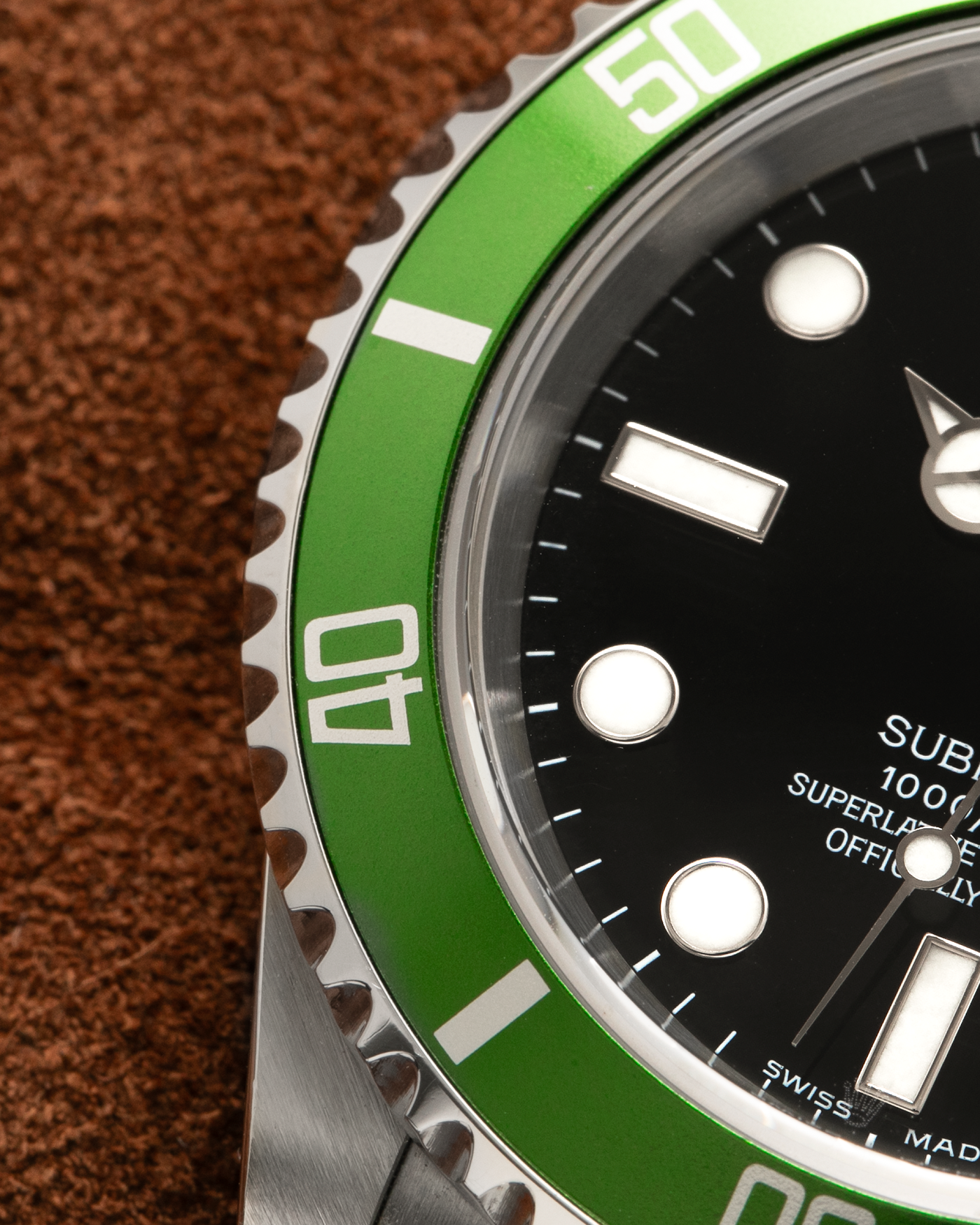 Brand: Rolex
Year: 2003
Model: Submariner ‘Kermit’
Reference Number: 16610LV
Serial Number: F Serial
Material: Stainless Steel
Movement: Cal. 3135
Case Diameter: 40mm
Lug Width: 20mm
Bracelet/Strap: Rolex 93250 Bracelet with AD9 Clasp Code