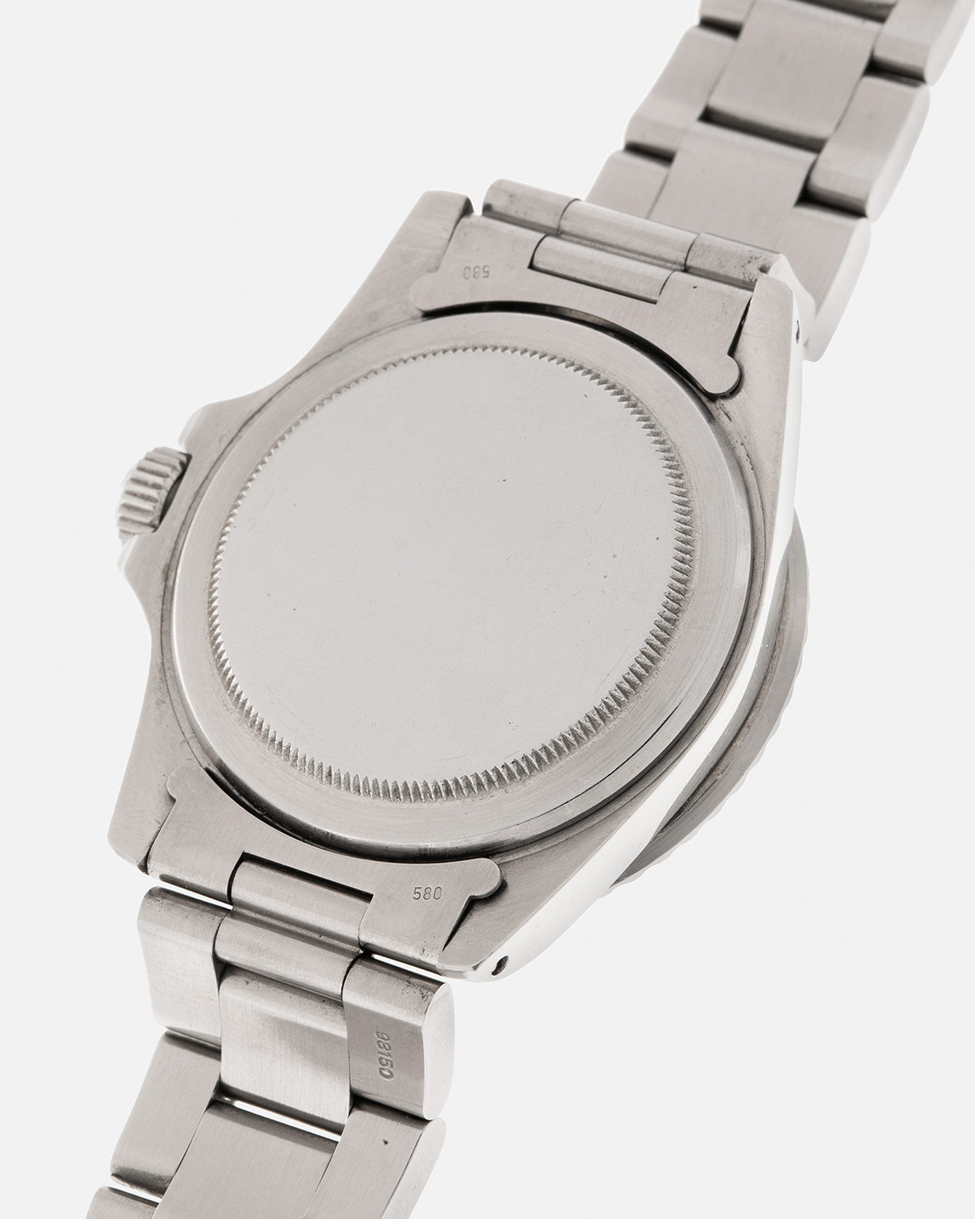 Brand: Rolex
Year: 1972
Model: Submariner
Reference Number: 1680 ‘Red’
Serial Number: 308XXXX
Material: Stainless Steel
Movement: Rolex Cal. 1575, Self-Winding
Case Dimensions: 40mm x 16mm including Domed Crystal (Lug-to-Lug 47.5mm)
Lug Width: 20mm
Bracelet: Rolex 93150 Oyster Bracelet with Signed Stainless Steel Clasp