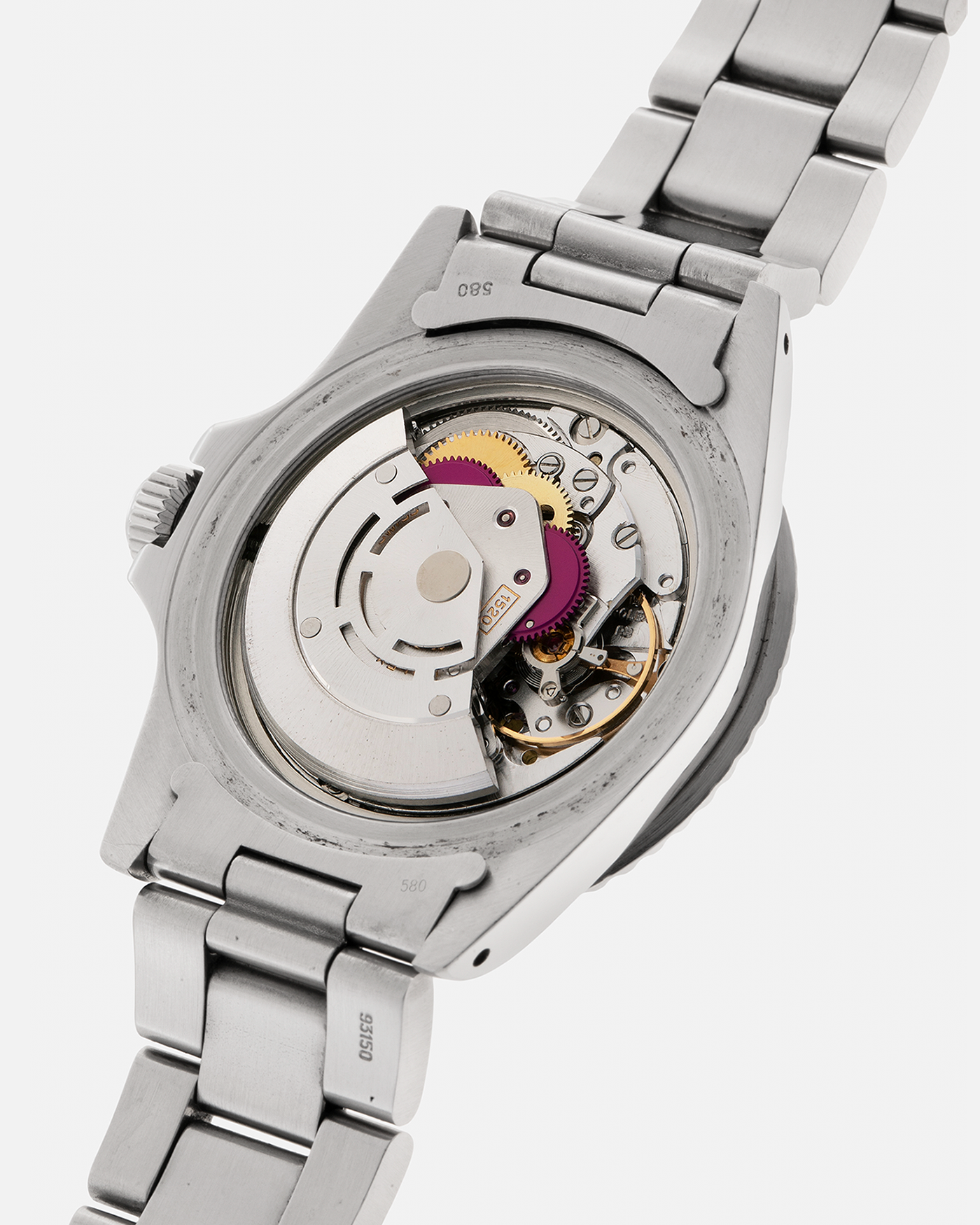 Brand: Rolex Year: 1977 Model: Submariner Reference Number: 5513 Serial Number: 5276XXX Material: Stainless Steel Movement: Rolex Cal. 1520, Self-Winding Case Diameter: 40mm x 14.8mm (with Domed Crystal) (Lug-to-Lug 47mm) Lug Width: 20mm Bracelet: Rolex Stainless Steel ‘93150’ Oyster Bracelet with ‘580’ End Links and ‘VB’ Marked Clasp