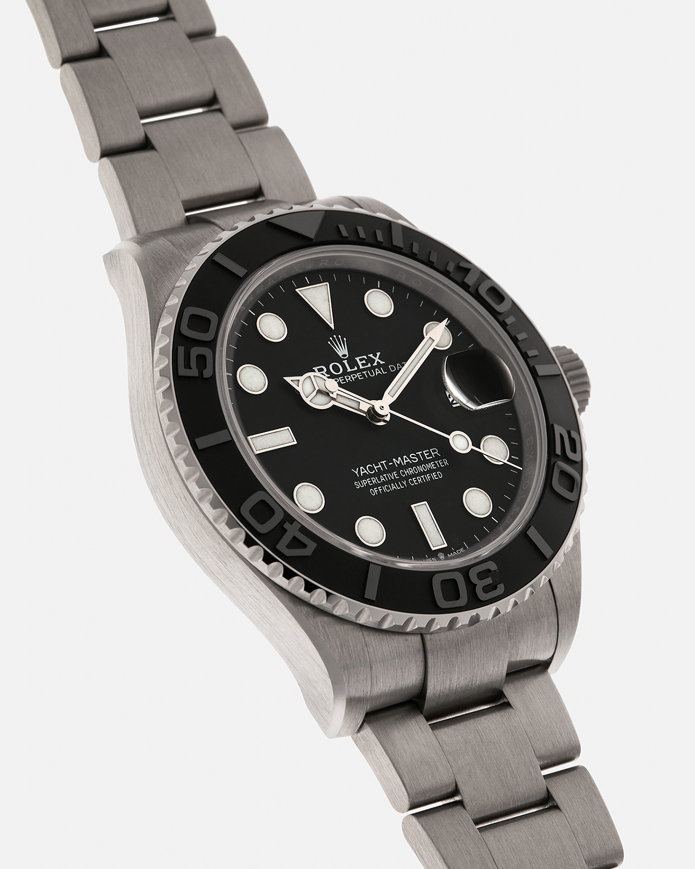 Brand: Rolex
Year: 2025
Model: Yacht-Master 42
Reference Number: 226627
Material: RLX Titanium (Grade 5 Alloy)
Movement: Rolex Cal. 3235, Self-Winding
Case Dimensions: 42mm x 11.6mm (Lug-to-Lug 50.3mm)
Lug Width: 21mm
Bracelet: Rolex RLX Titanium Oyster Bracelet with Signed Oysterlock Clasp and Easylink Extension