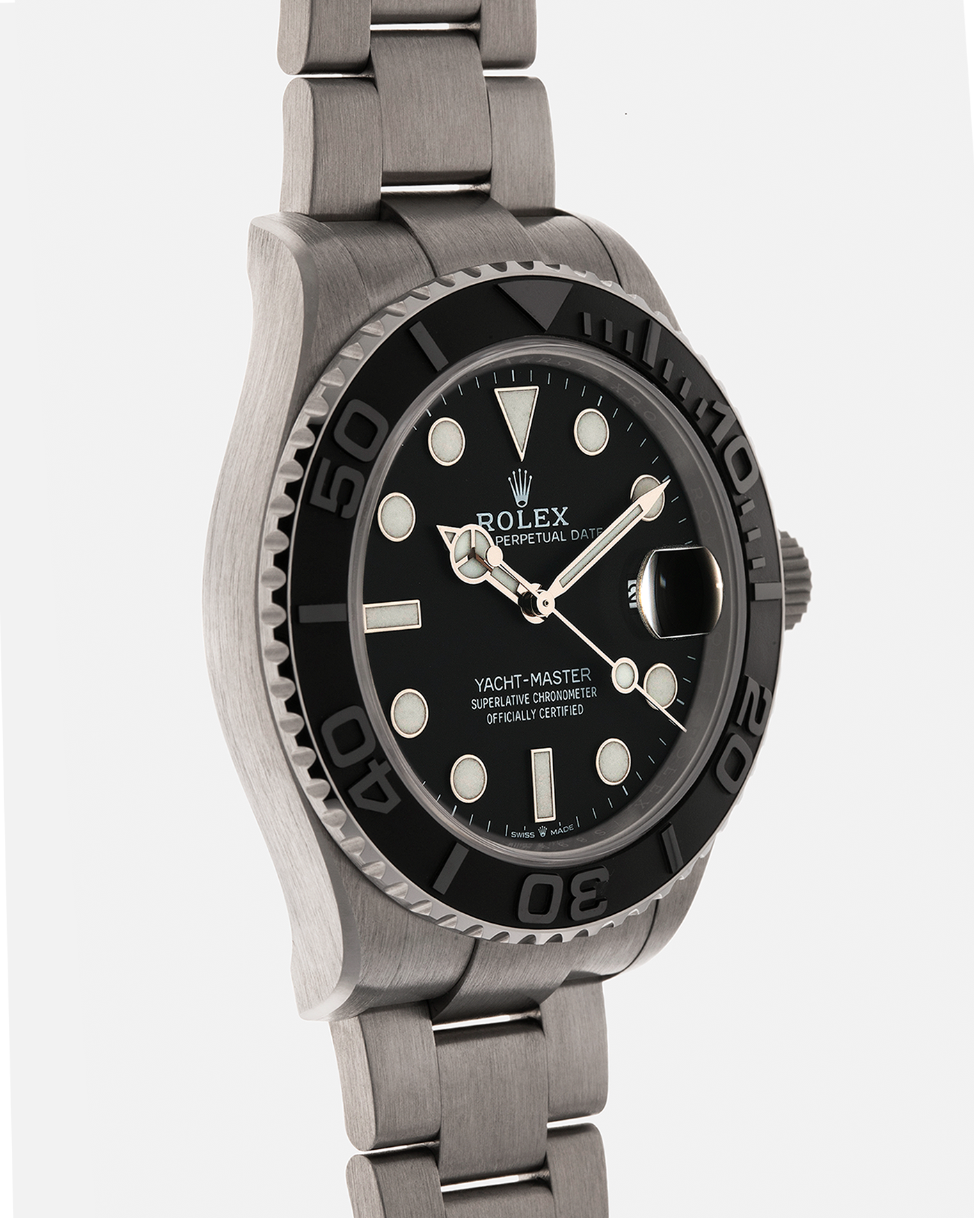 Brand: Rolex
Year: 2025
Model: Yacht-Master 42
Reference Number: 226627
Material: RLX Titanium (Grade 5 Alloy)
Movement: Rolex Cal. 3235, Self-Winding
Case Dimensions: 42mm x 11.6mm (Lug-to-Lug 50.3mm)
Lug Width: 21mm
Bracelet: Rolex RLX Titanium Oyster Bracelet with Signed Oysterlock Clasp and Easylink Extension