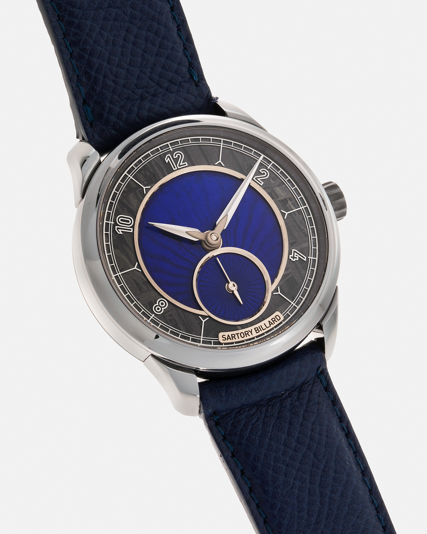 Brand: Sartory Billard Year: 2023 Model: SB05 Material: Tantalum Case, Meteorite Chapter Ring Movement: La Joux-Perret Cal. 7380, Manual-Winding  Case Diameter: 38.5mm Strap: Sartory Billard Dark Blue Textured Calf Leather Strap with Sartory Billard Signature Tang Buckle, with an additional Sartory Billard Veal Hermeline Strap and a Calf Suede Strap, both additional straps with Sartory Billard Signature Tang Buckles