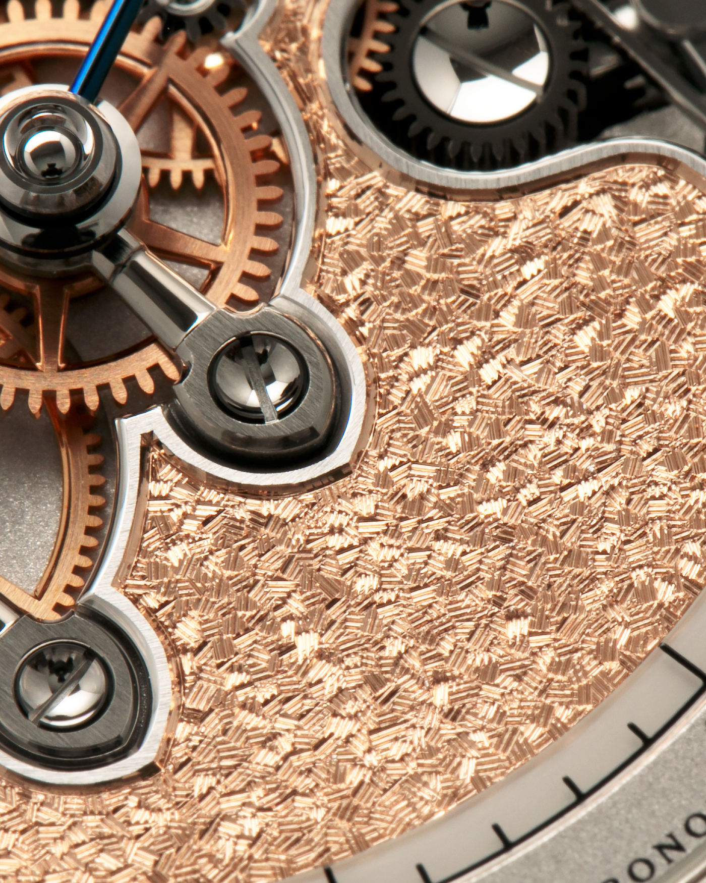Brand: Simon Brette
Year: 2025
Model: Chronometre Artisans
Reference Number: 64.237.XXX
Material: Grade 5 Titanium
Movement: Simon Brette In-House, Manually Wound Cal. SBCA
Case Dimensions: 39mm Diameter 10.5mm Thickness
Lug Width: 20mm
Strap: Simon Brette Green Calf Leather Strap with Signed Grade 5 Titanium Tang Buckle